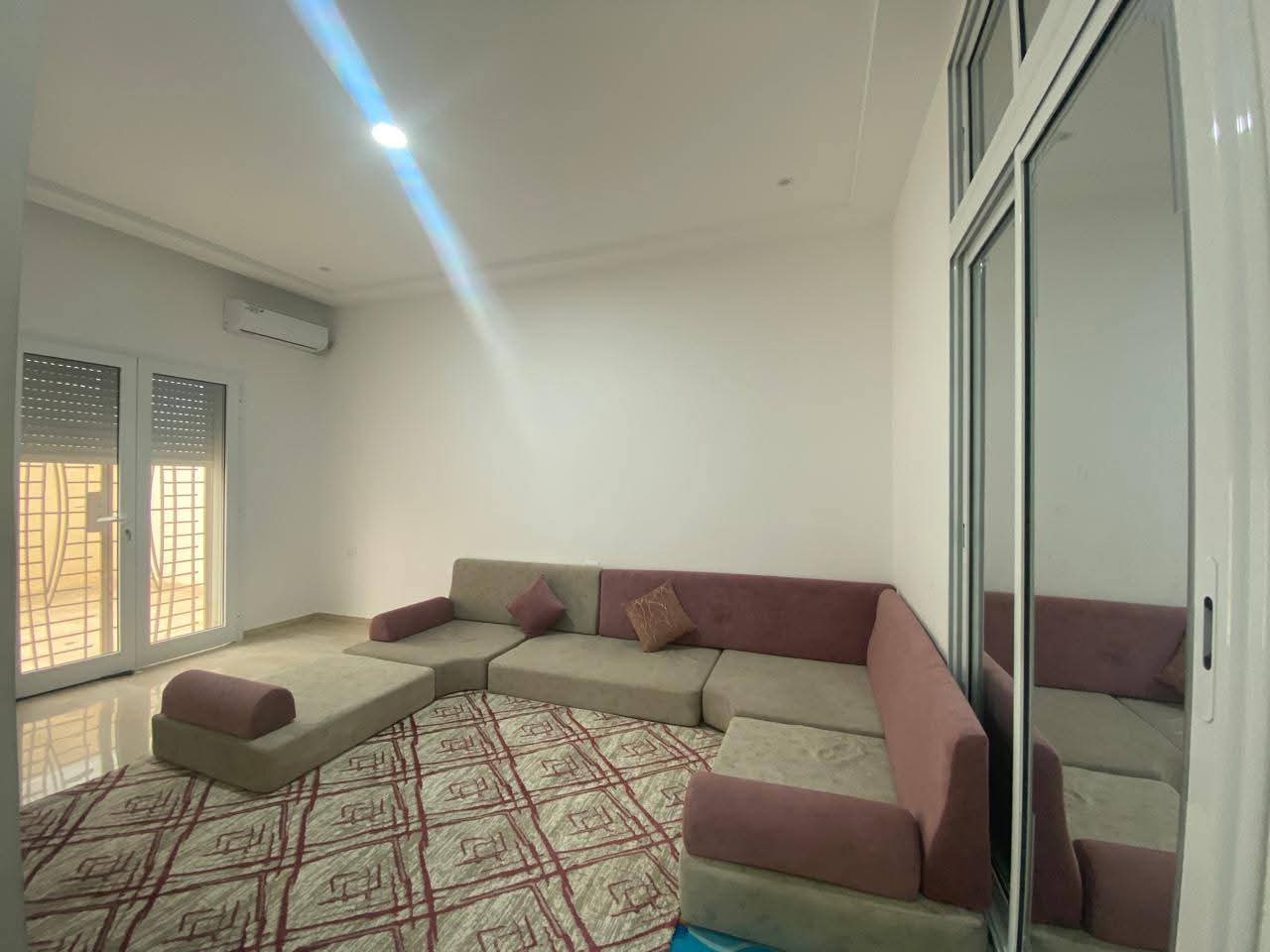 Sfax Ville&nbsp;Sfax&nbsp;Vente&nbsp;Appart. 4 pi�ces&nbsp;S3 avec jardin et garage