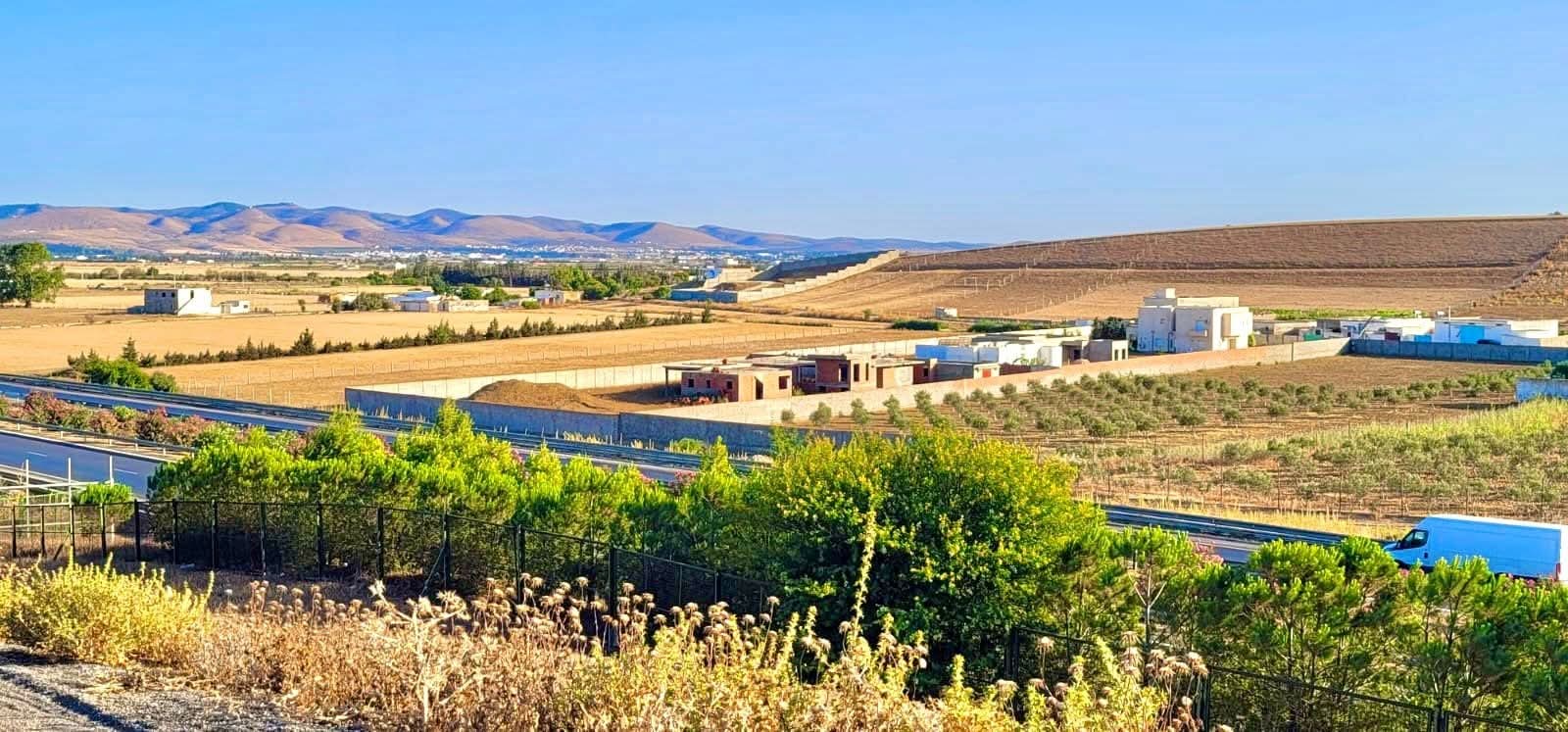 Sidi Thabet&nbsp;Sidi Thabet&nbsp;Terrain&nbsp;Terrain agricole&nbsp;Terrain  a sidi thabet route  binzarete