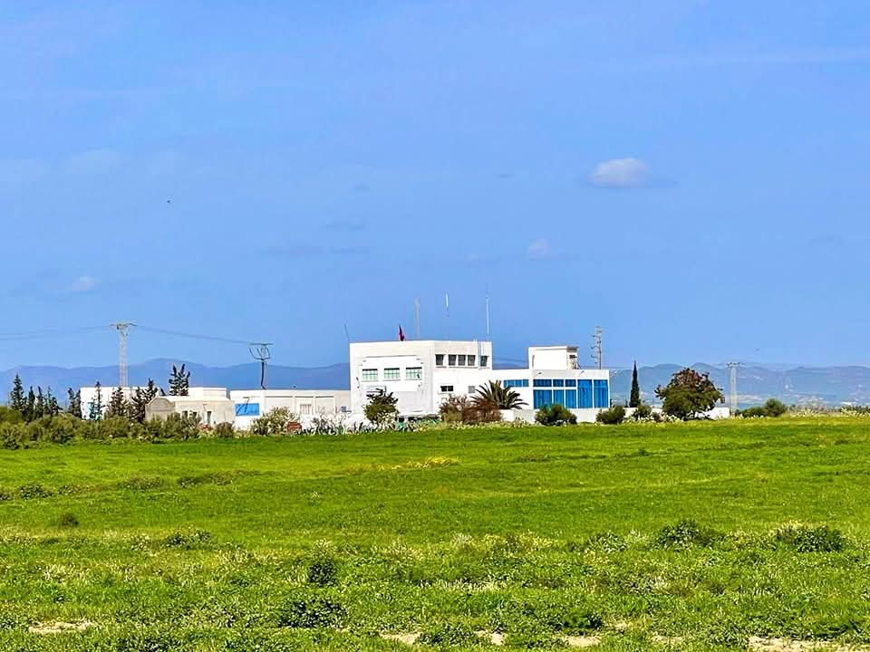 Sidi Thabet&nbsp;Sidi Thabet&nbsp;Terrain&nbsp;Terrain nu&nbsp;Terrain  a sidi thabet  10 mn g�ant