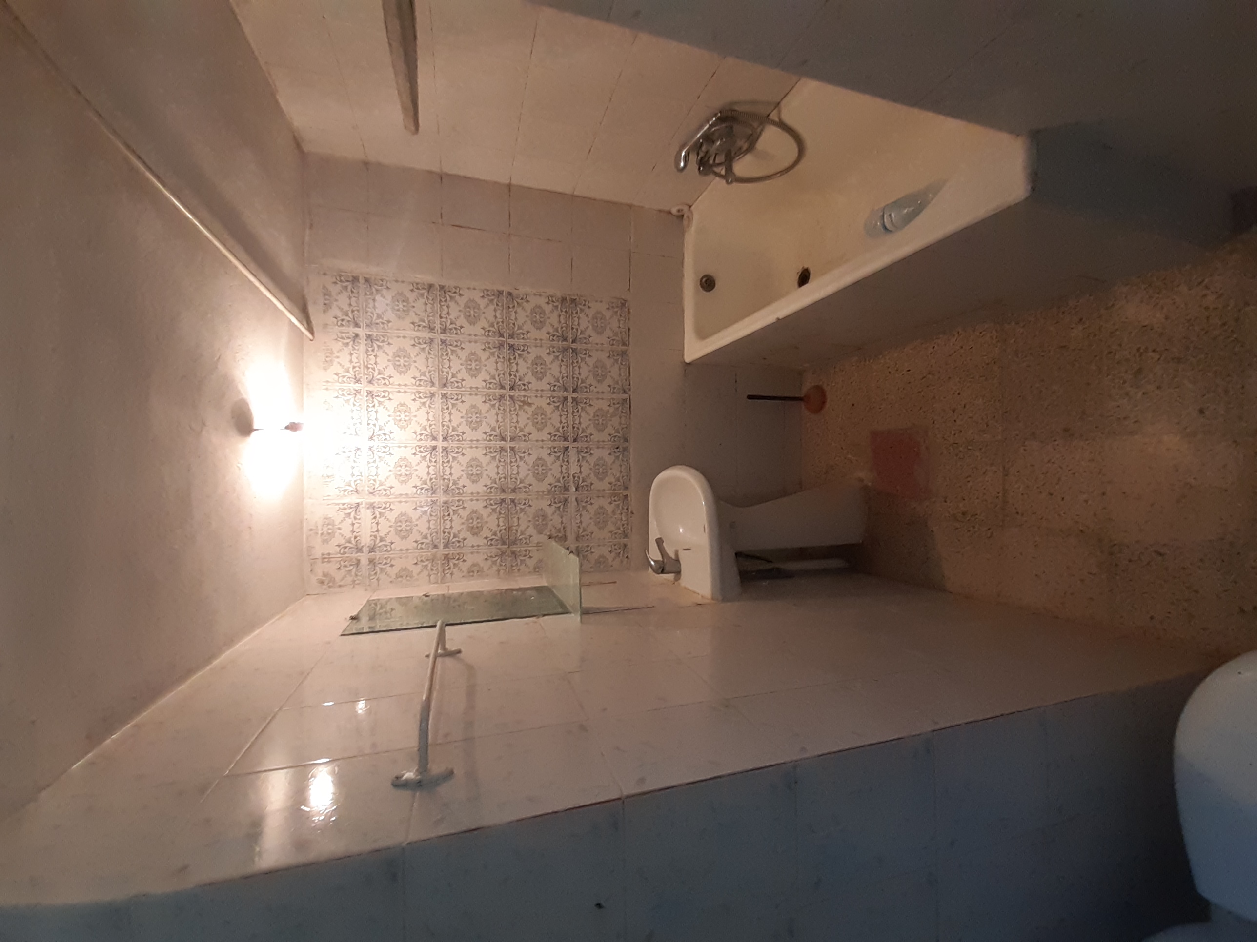 Ariana Ville&nbsp;El Menzah 7&nbsp;Location&nbsp;Maisons&nbsp;Rez de jardin s2 semi meubl� a el manzah 7 wb1620
