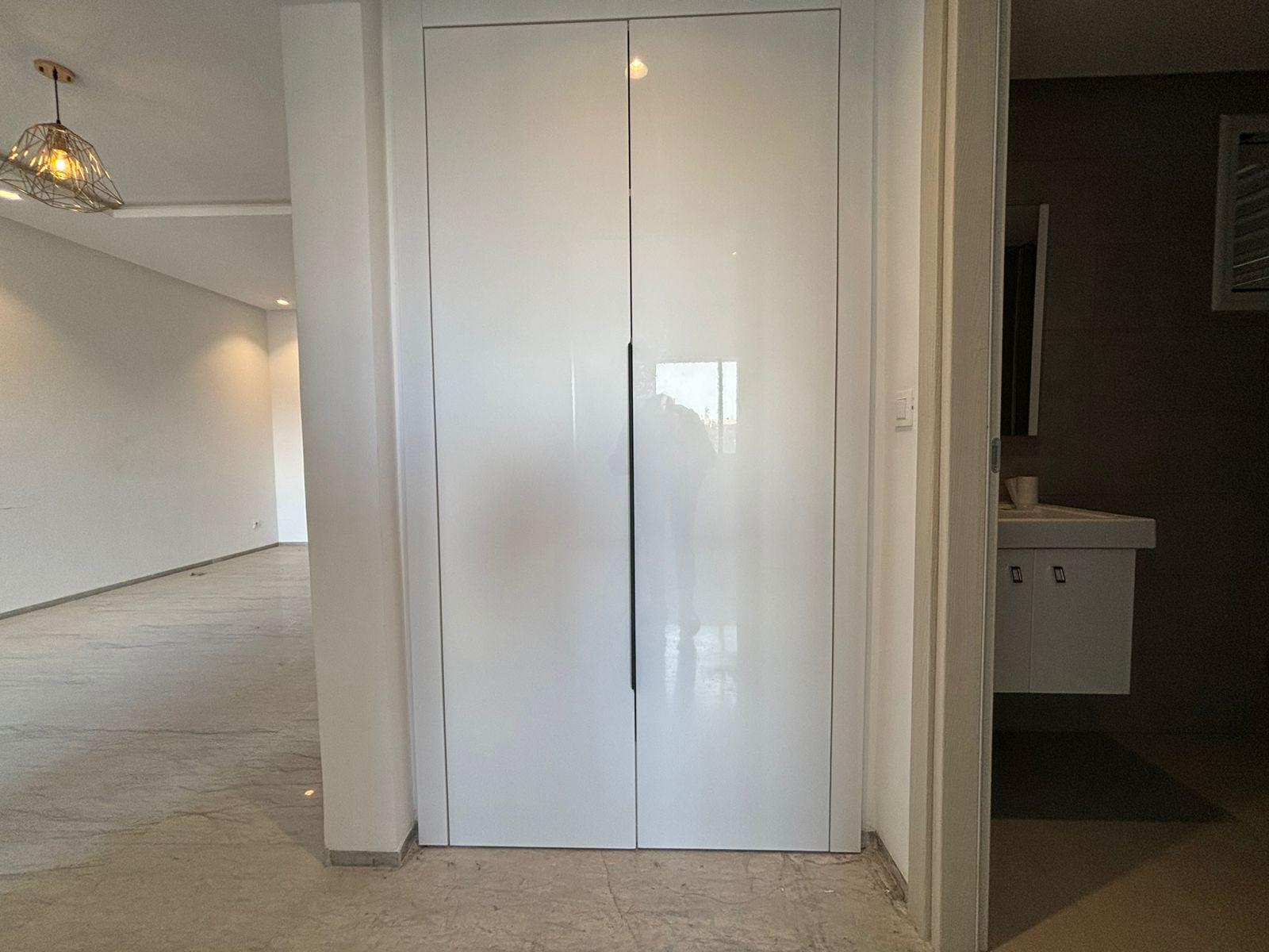 Ain Zaghouan&nbsp;Ain Zaghouan&nbsp;Location&nbsp;Appart. 2 pi�ces&nbsp;S plus un bien ensoleill� � l'aouina