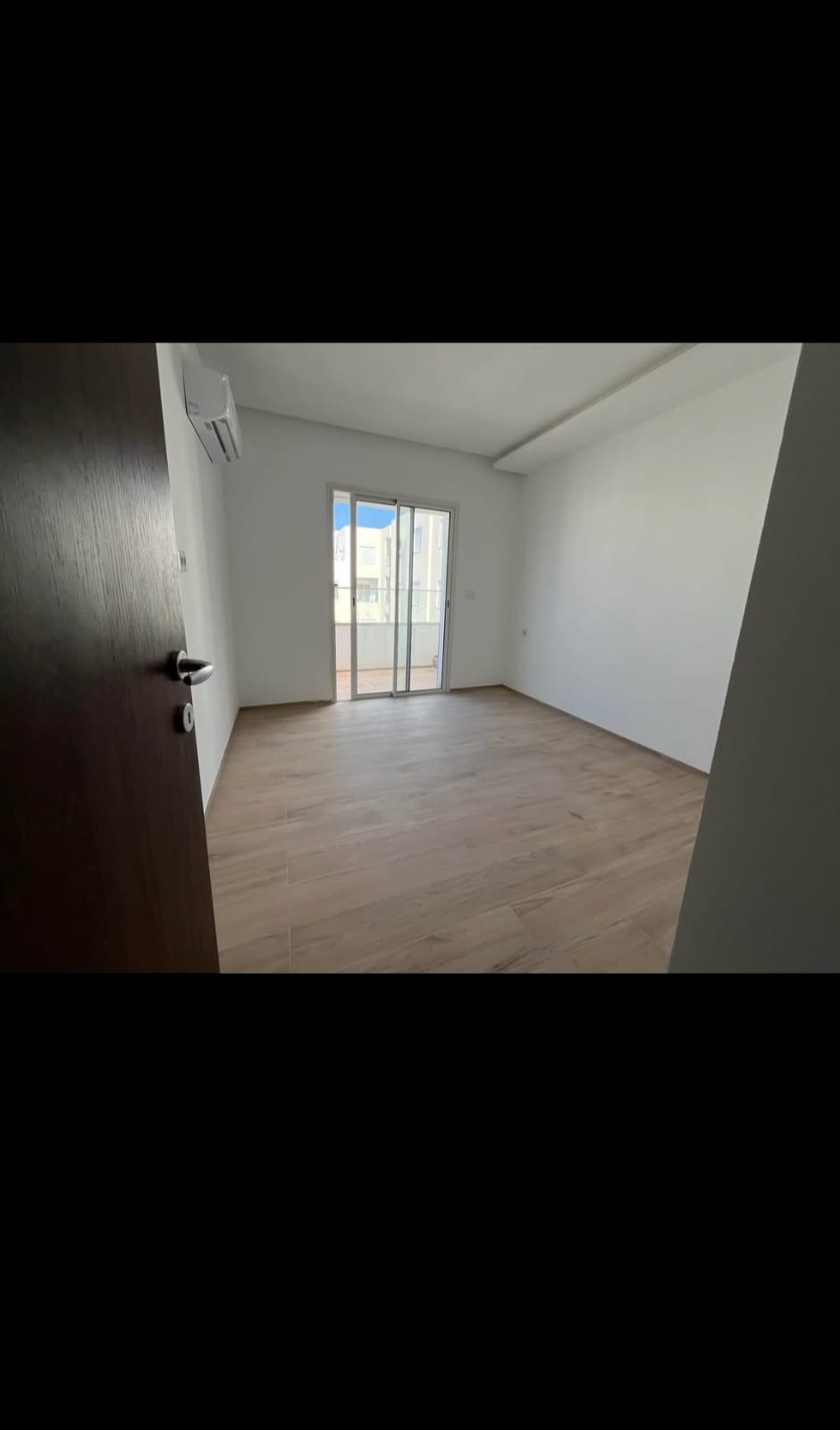 La Marsa&nbsp;El Aouina&nbsp;Location&nbsp;Appart. 3 pi�ces&nbsp;S plus un avec une terrasse � l'aouina