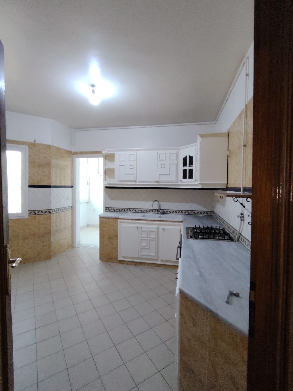 Ariana Ville&nbsp;Cite Ennasr 2&nbsp;Location&nbsp;Appart. 4 pi�ces&nbsp;S plus 3 strat�gique � ennasr 2