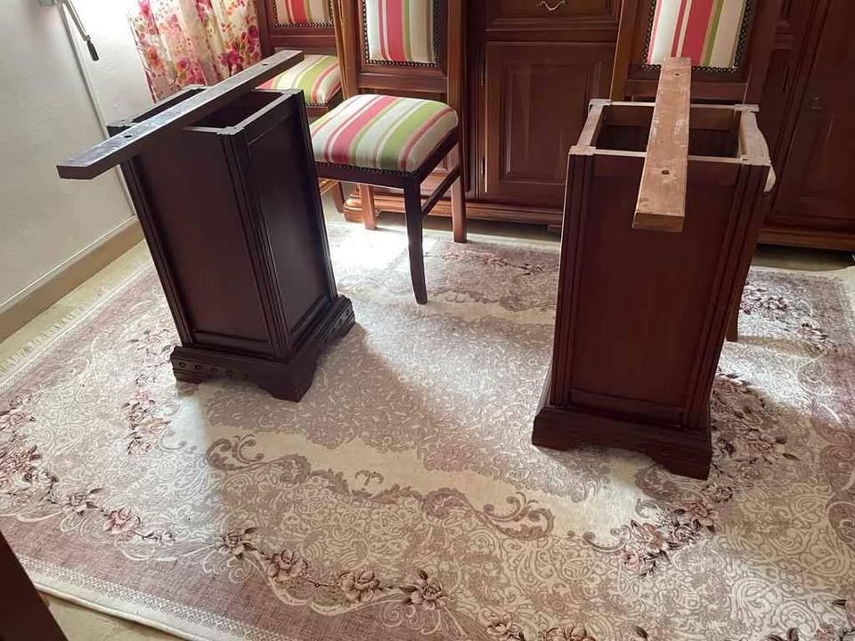 Le Bardo&nbsp;Khaznadar&nbsp;Salon - Salle � manger &nbsp;Salle � manger&nbsp;Table et six chaises bois iroko tres bonne qualit�