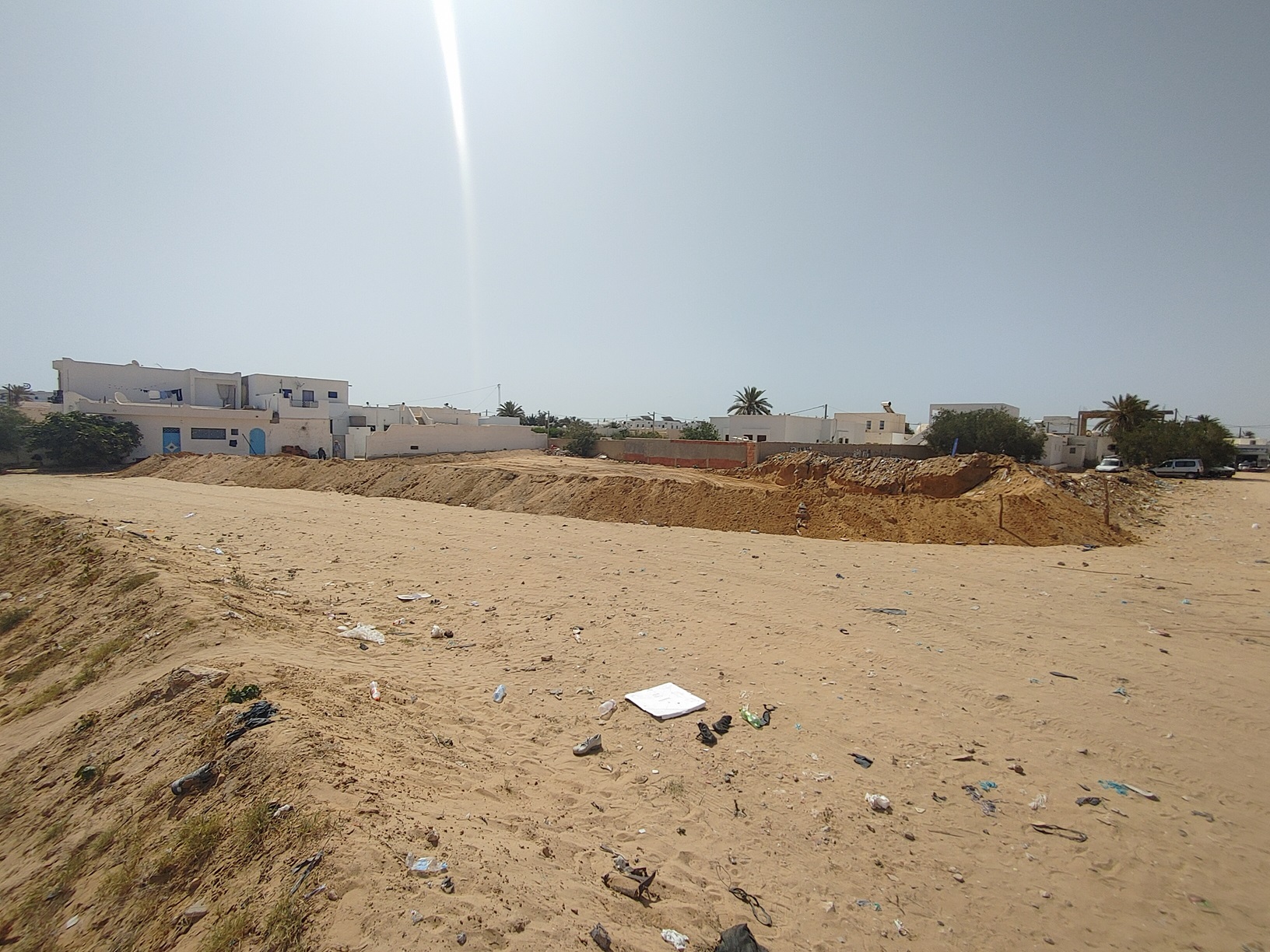 Djerba - Midoun&nbsp;Midoun&nbsp;Terrain&nbsp;Terrain nu&nbsp;Terrain strat�gique midoun centre r2 titre indivi