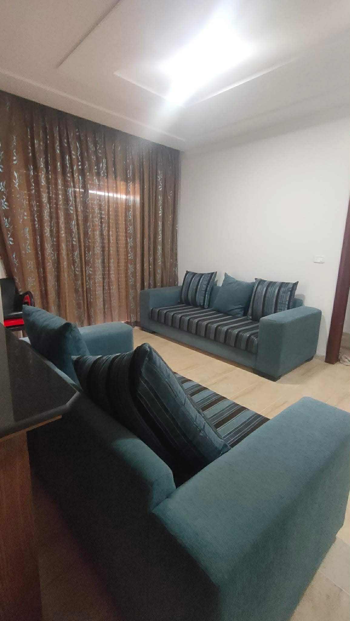 Akouda&nbsp;Chatt Meriem&nbsp;Chambres � coucher&nbsp;Chambres � coucher&nbsp;Lot de meubles en tr�s bon �tat id�al appartement