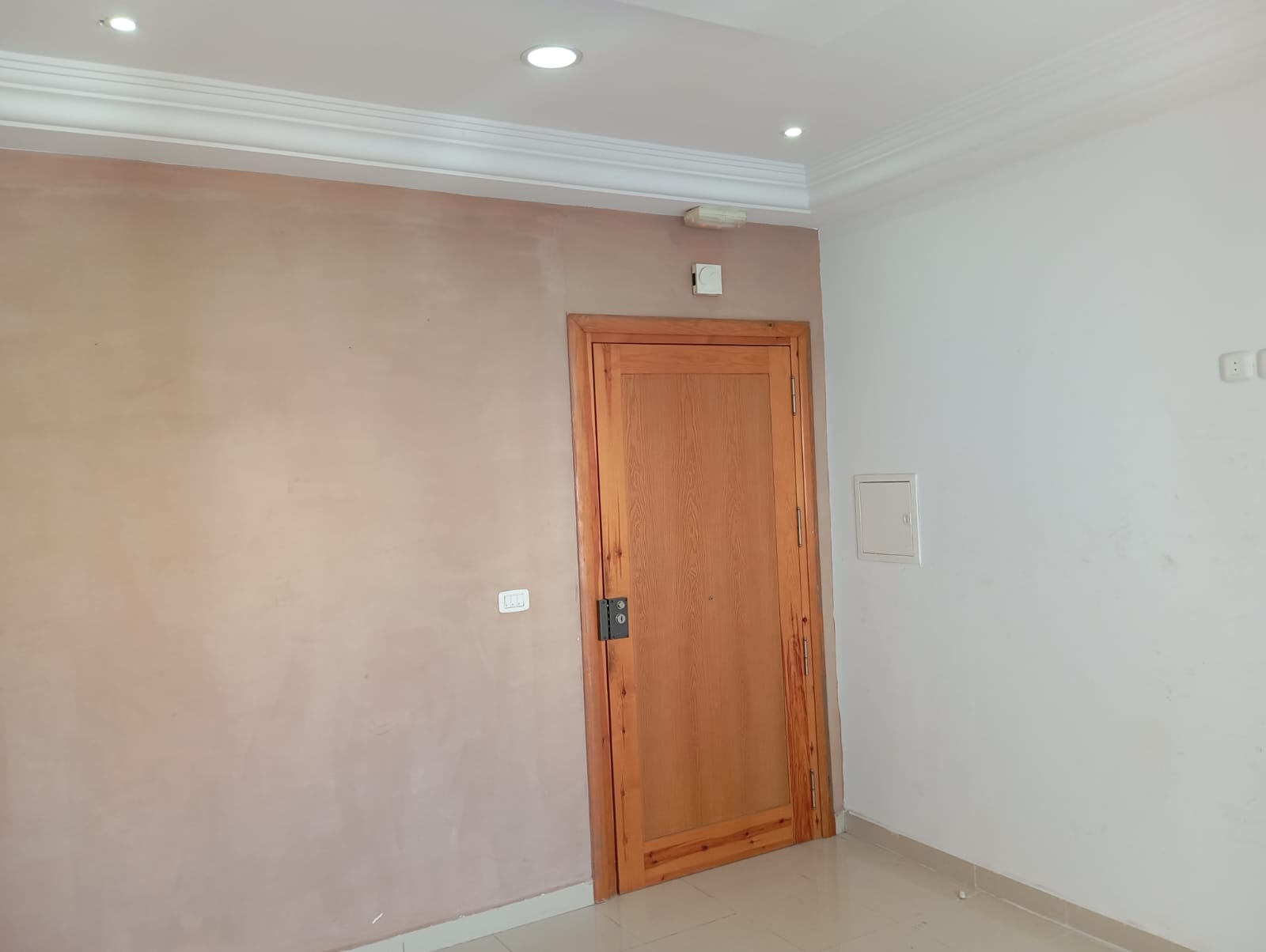 Cite El Khadra&nbsp;Cite El Khadra&nbsp;Location&nbsp;Appart. 3 pi�ces&nbsp;Beau studio