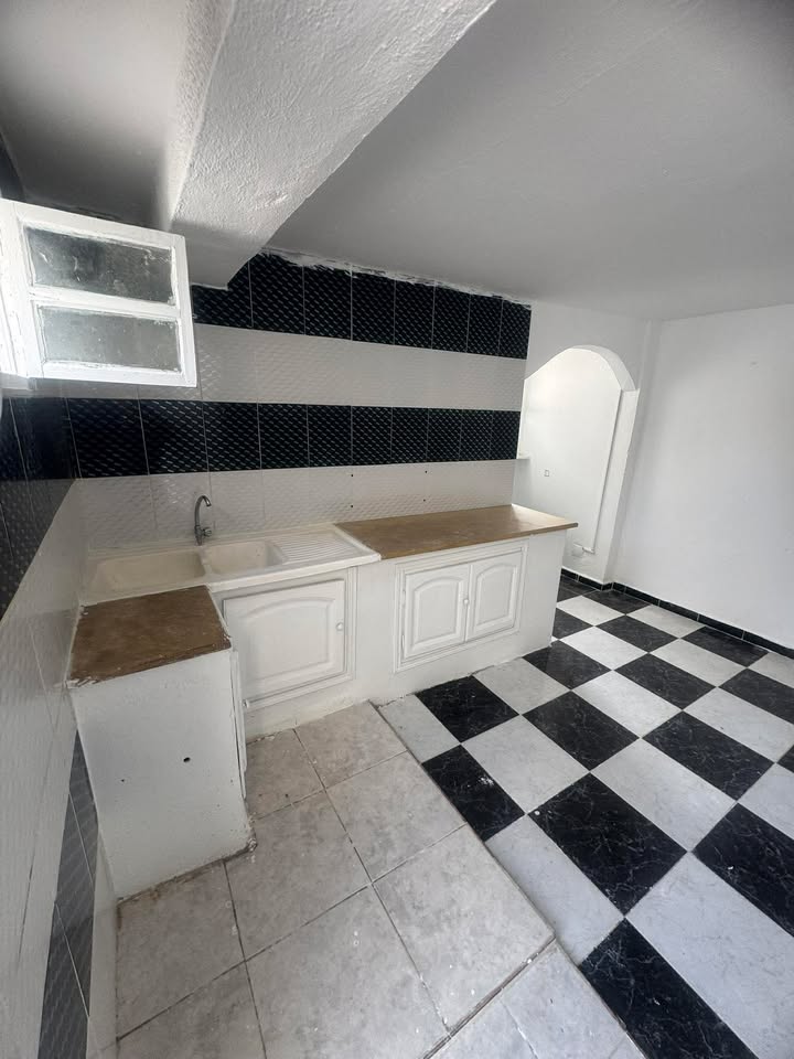 El Mourouj&nbsp;El Mourouj&nbsp;Location&nbsp;Appart. 2 pi�ces&nbsp;Studio s1 au mrj3