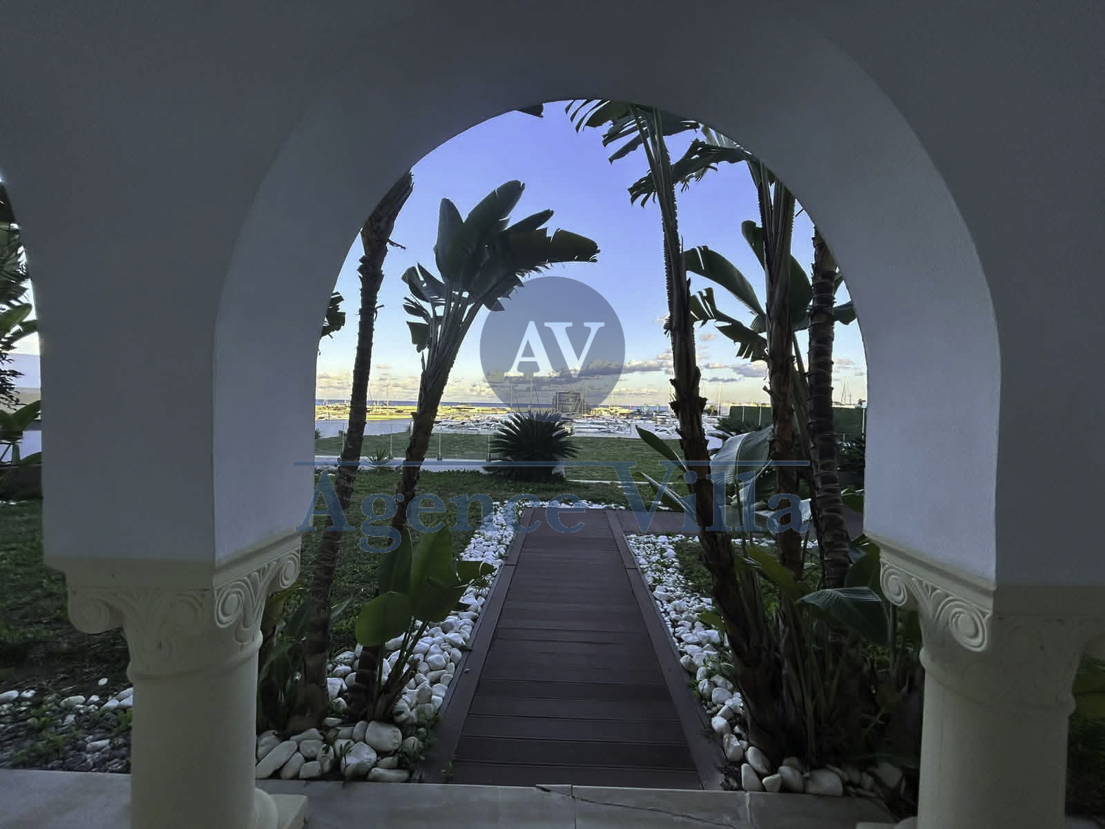 La Marsa&nbsp;Gammart&nbsp;Location&nbsp;Maisons&nbsp;Une villa meubl�e � gammarth