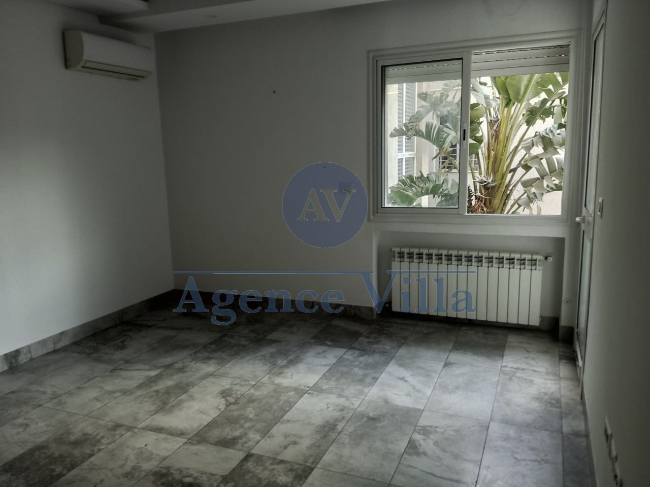La Soukra&nbsp;Chotrana 1&nbsp;Location&nbsp;Appart. 2 pi�ces&nbsp;Un appartement  � la soukra
