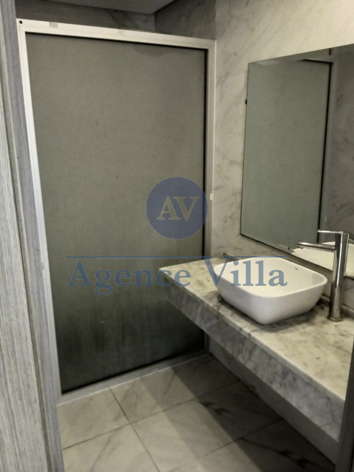 La Soukra&nbsp;Chotrana 1&nbsp;Location&nbsp;Appart. 2 pi�ces&nbsp;Un appartement  � la soukra