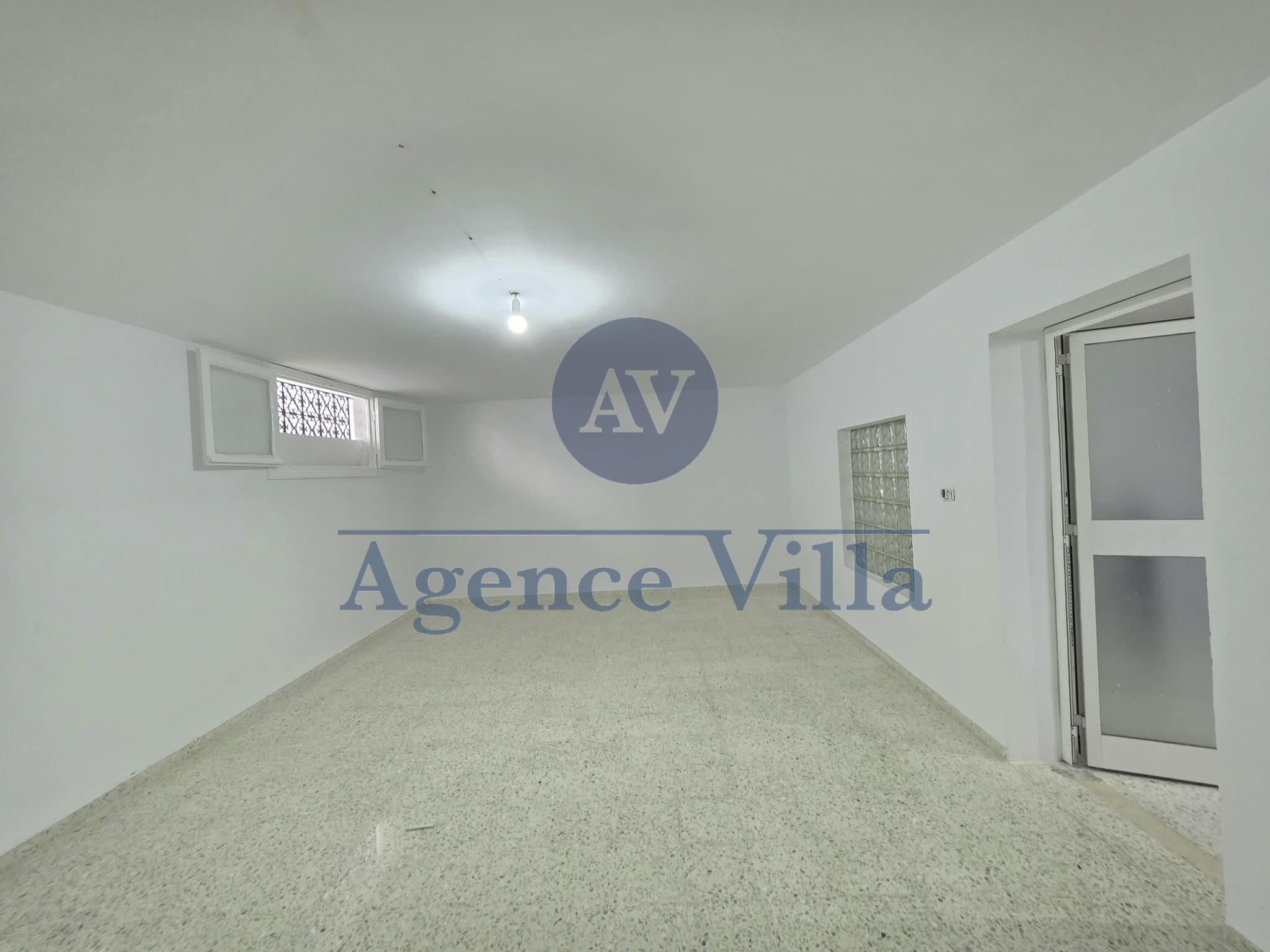 Bureaux & Commerces&nbsp;Bureau