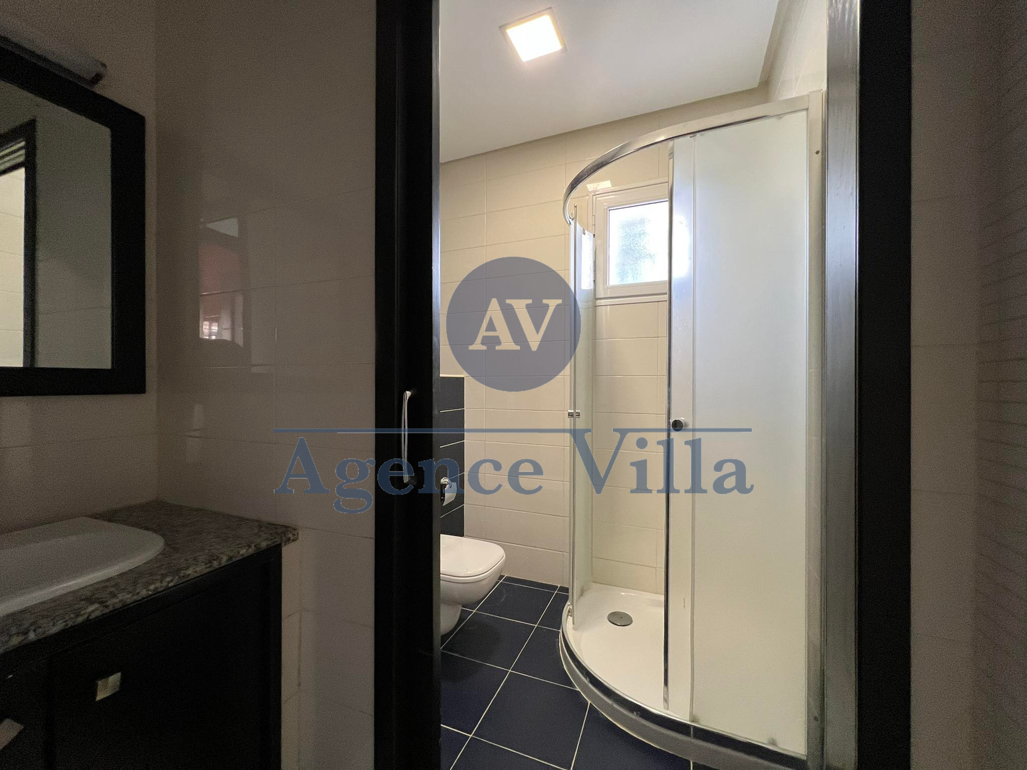 Ain Zaghouan&nbsp;Jardins de Carthage&nbsp;Location&nbsp;Maisons&nbsp;Un r�ez de chauss�e s3 au jdc