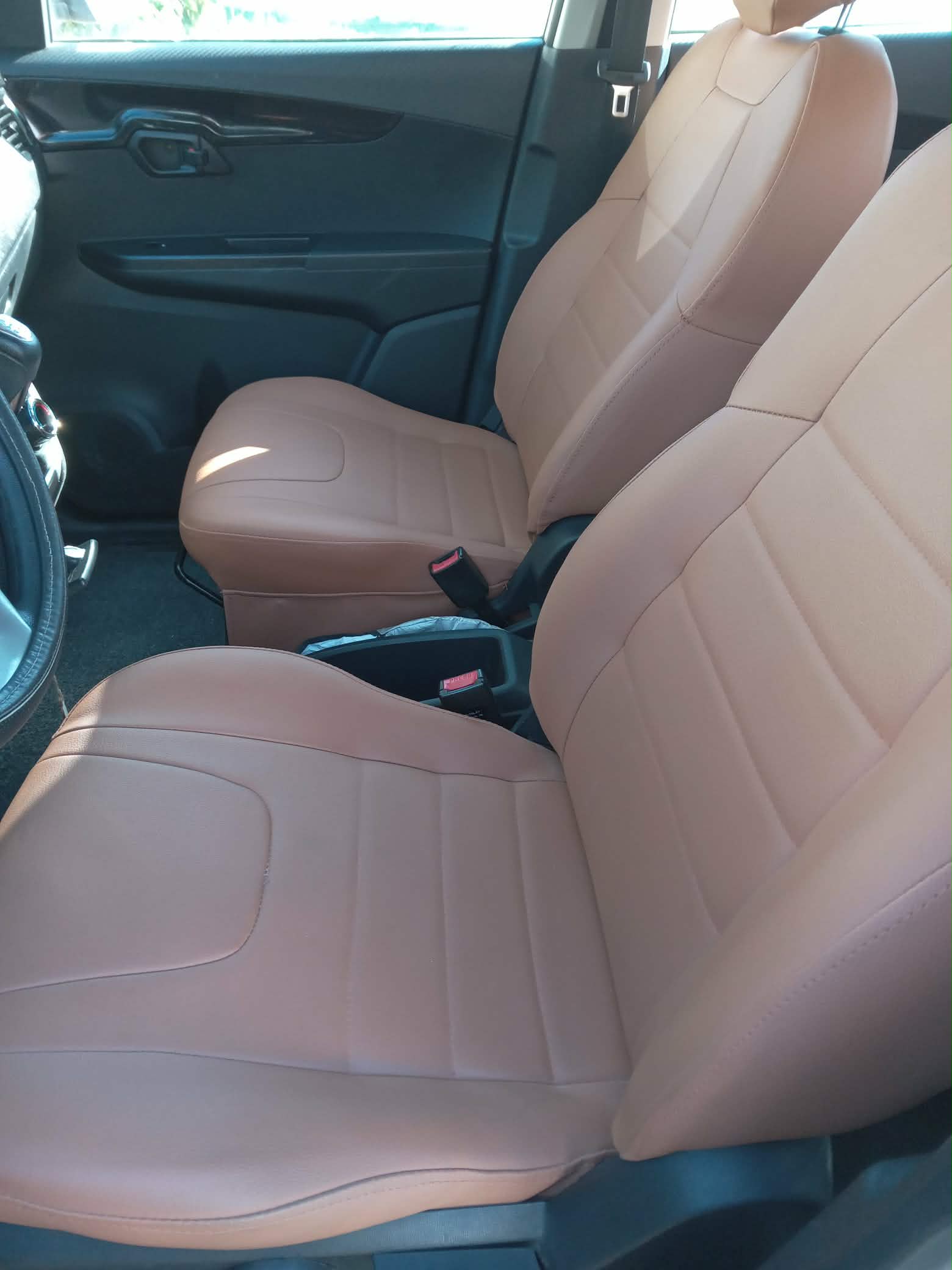 Grombalia&nbsp;Sammach&nbsp;Mahindra&nbsp;Autre Mod�le&nbsp;Mahindra kuv100 k6plus propre et bien entretenue