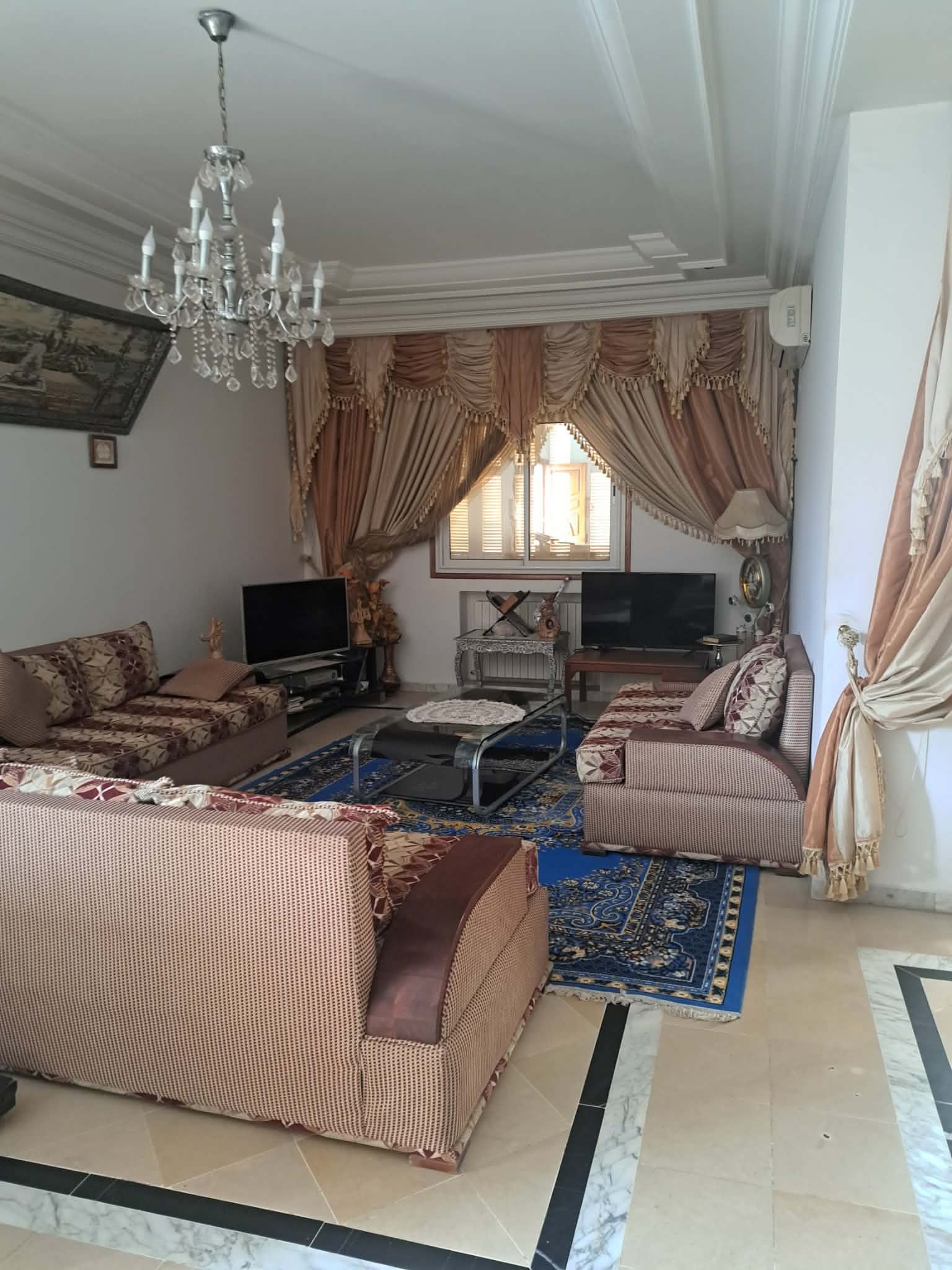 Mnihla&nbsp;Mnihla&nbsp;Vente&nbsp;Maisons&nbsp;Villa de deux niveaux s�par�s � el mnihla