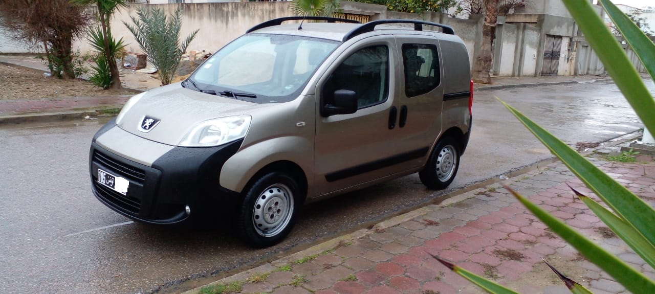 Ain Zaghouan&nbsp;Jardins de Carthage&nbsp;Peugeot&nbsp;Bipper&nbsp;Peugeot bipper teppe