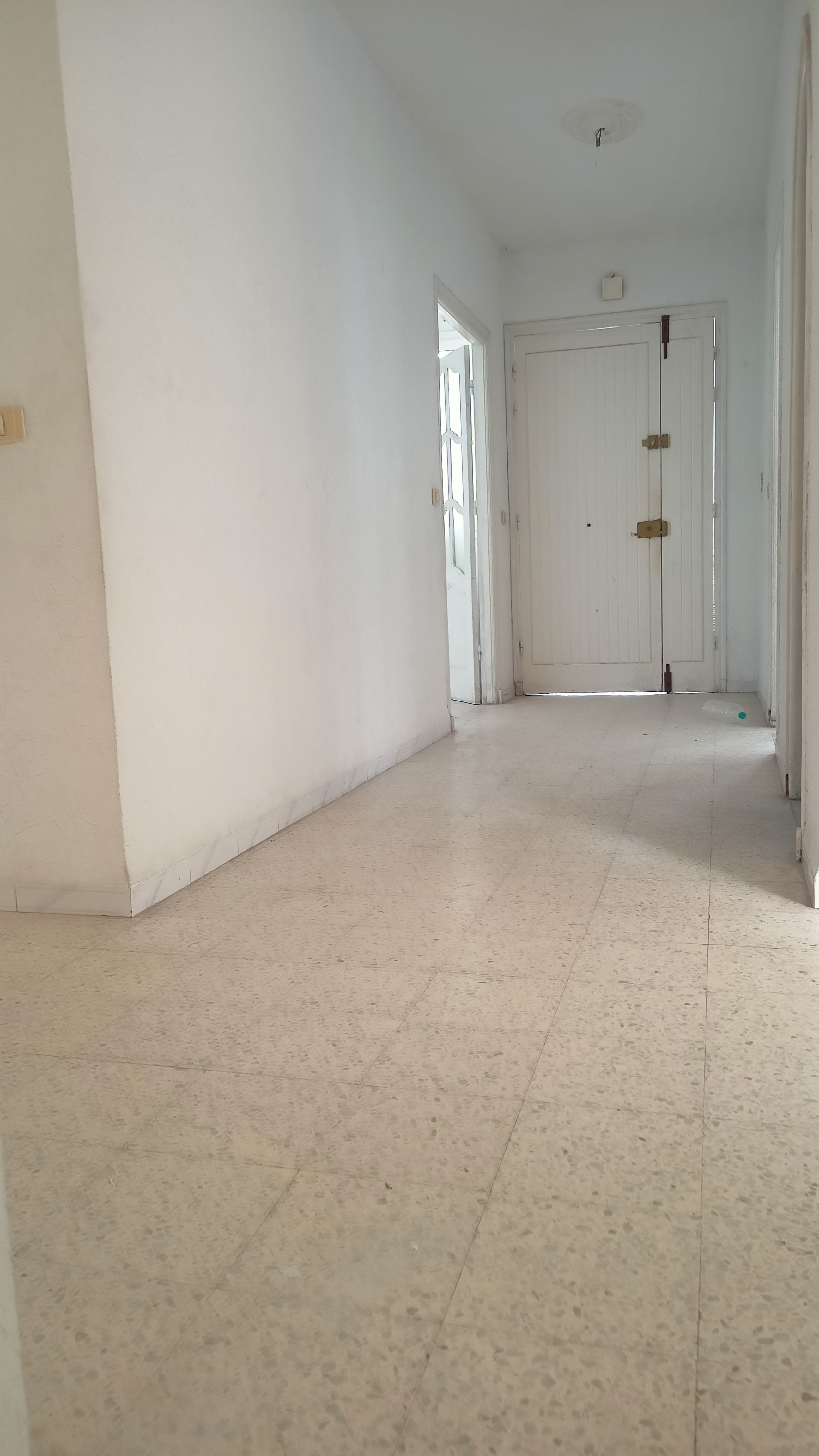 Megrine&nbsp;Sidi Rezig&nbsp;Location&nbsp;Appart. 3 pi�ces&nbsp;Chouchet rades