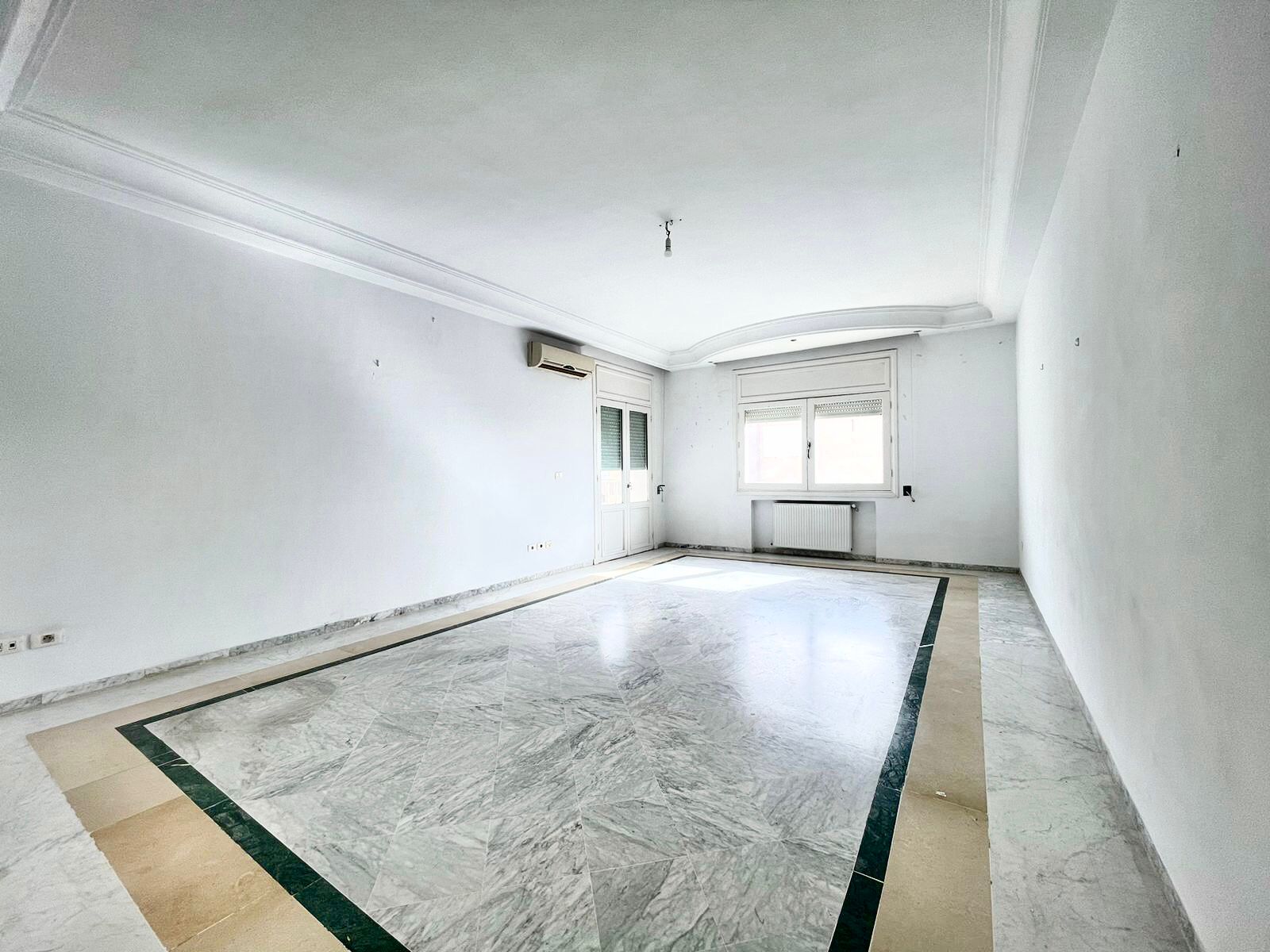 Location&nbsp;Appart. 5 pi�ces+