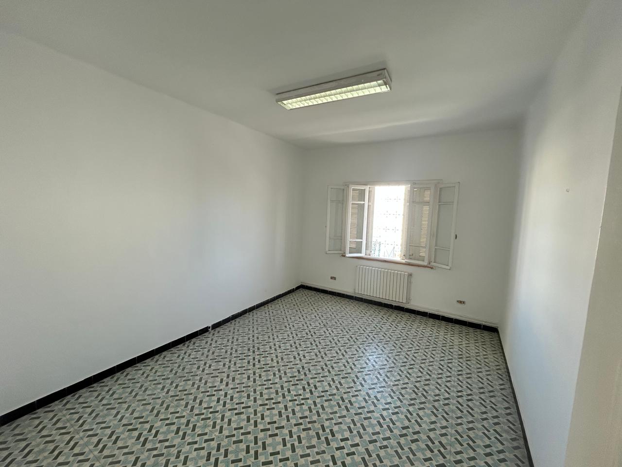 Ariana Ville&nbsp;Borj El Baccouche&nbsp;Location&nbsp;Appart. 3 pi�ces&nbsp;Bureau  ariana loc