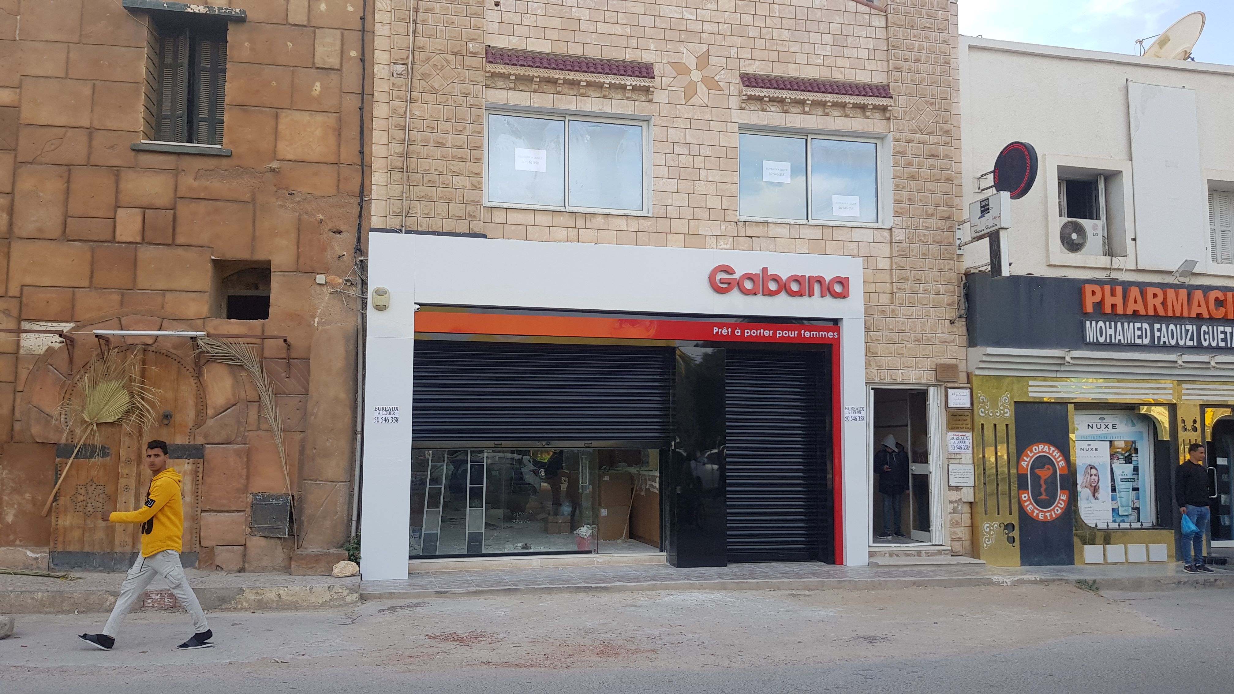 Gafsa Sud&nbsp;Cite Cherif&nbsp;Location&nbsp;Autre&nbsp;Bureau lumineux avec un emplacement strat�gique