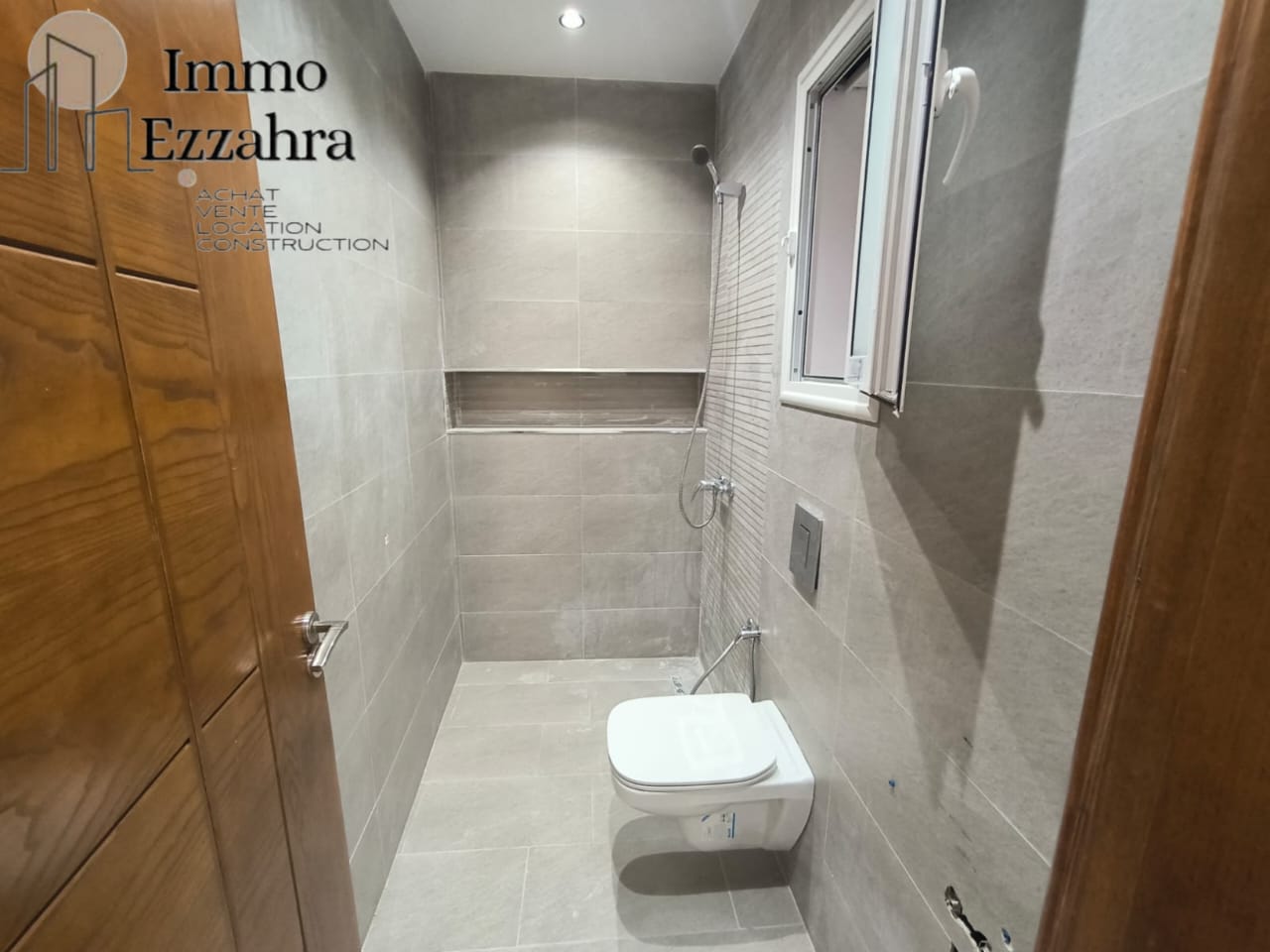 Hammam El Ghezaz&nbsp;Ezzahra&nbsp;Vente&nbsp;Appart. 1 pi�ce&nbsp;Des appartements  � ezzahra k�libia