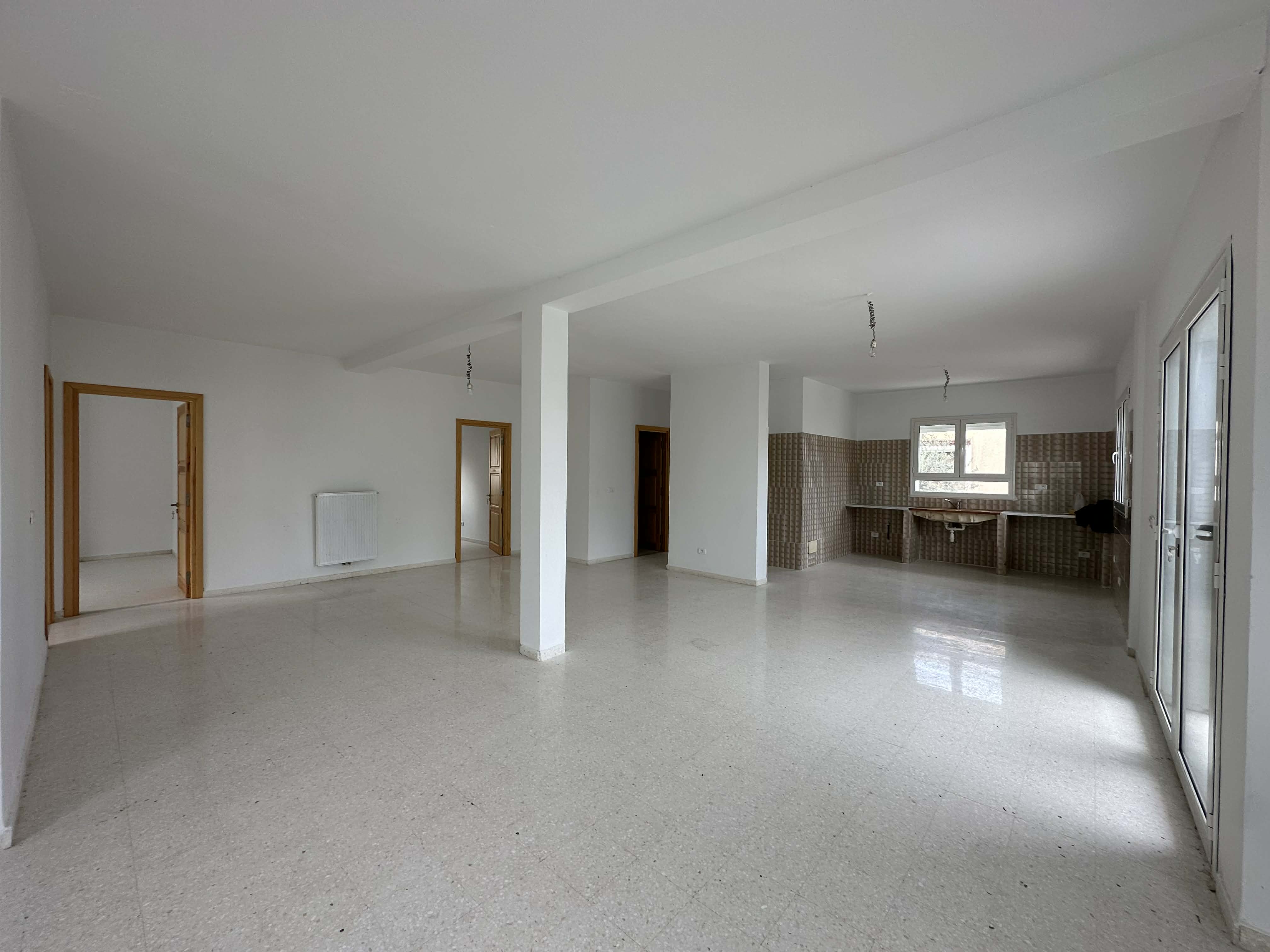 Ariana Ville&nbsp;Riadh Landlous&nbsp;Location&nbsp;Appart. 4 pi�ces&nbsp;Etage de villa s3 neuf � riadh andalous