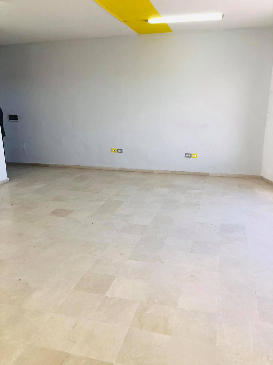 Ariana Ville&nbsp;Ariana&nbsp;Bureaux & Commerces&nbsp;Autre&nbsp;A cote  eye clinic bureau au 3eme etage