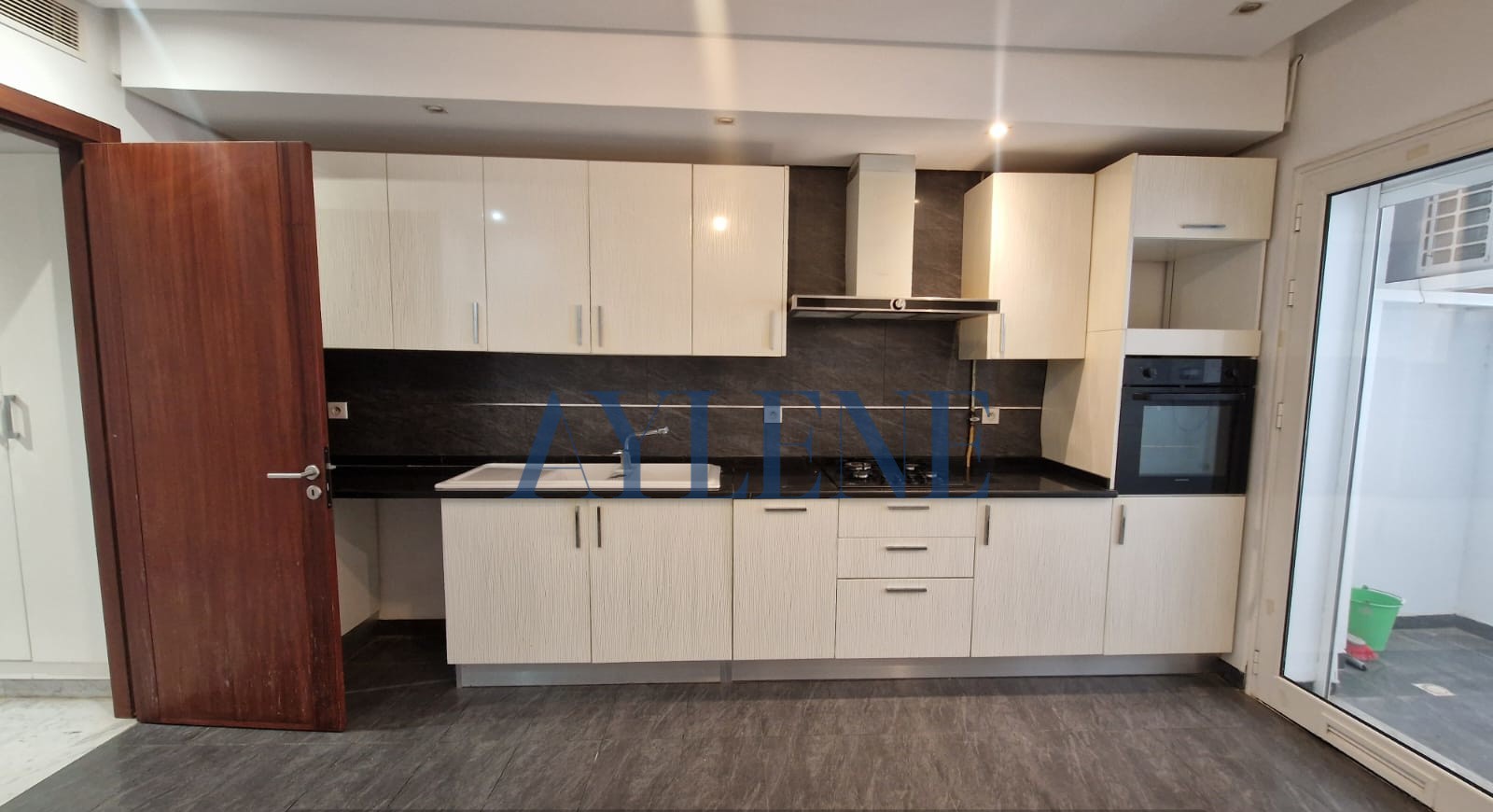 Ain Zaghouan&nbsp;Jardins de Carthage&nbsp;Location&nbsp;Appart. 4 pi�ces&nbsp;Appartement s4 avec une chambre de service