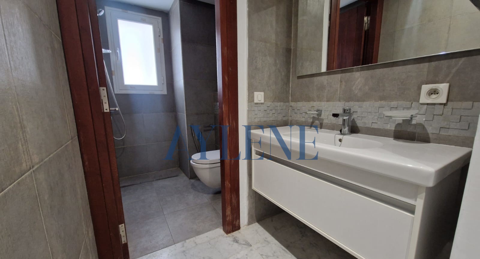 Ain Zaghouan&nbsp;Jardins de Carthage&nbsp;Location&nbsp;Appart. 4 pi�ces&nbsp;Appartement s4 avec une chambre de service