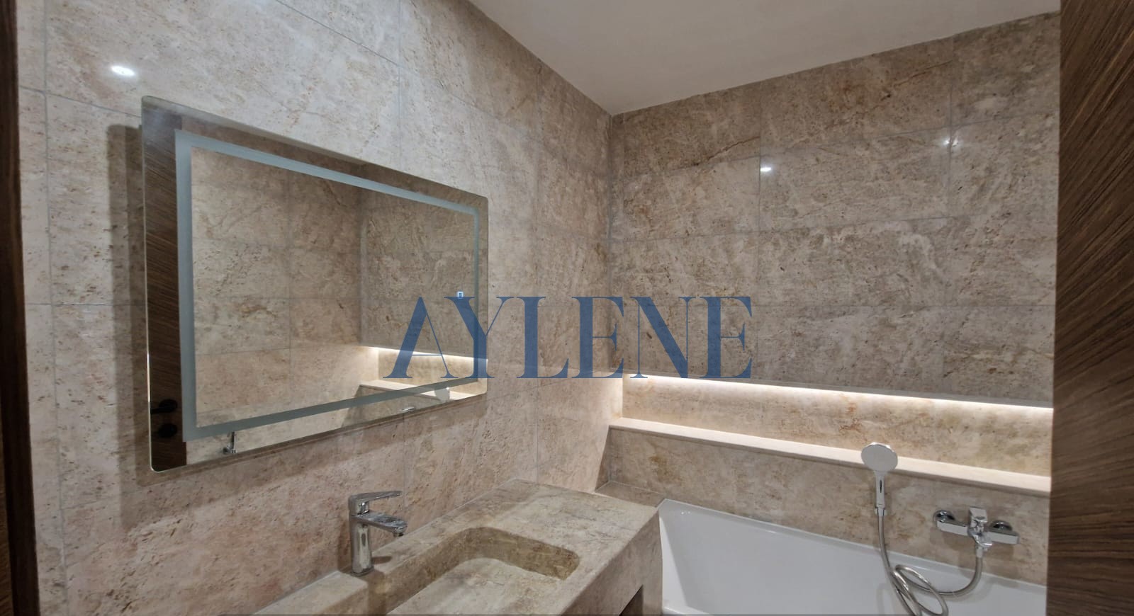 Ain Zaghouan&nbsp;Jardins de Carthage&nbsp;Location&nbsp;Appart. 2 pi�ces&nbsp;S2 jamais habiter situ� au jardin de carthage