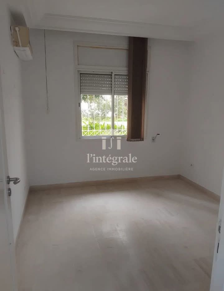 Cite El Khadra&nbsp;Zone urbaine nord&nbsp;Bureaux & Commerces&nbsp;Bureau&nbsp;H4 bureau au rez de chauss�e  ind�pendant