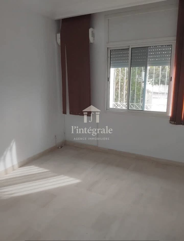 Cite El Khadra&nbsp;Zone urbaine nord&nbsp;Bureaux & Commerces&nbsp;Bureau&nbsp;H4 bureau au rez de chauss�e  ind�pendant