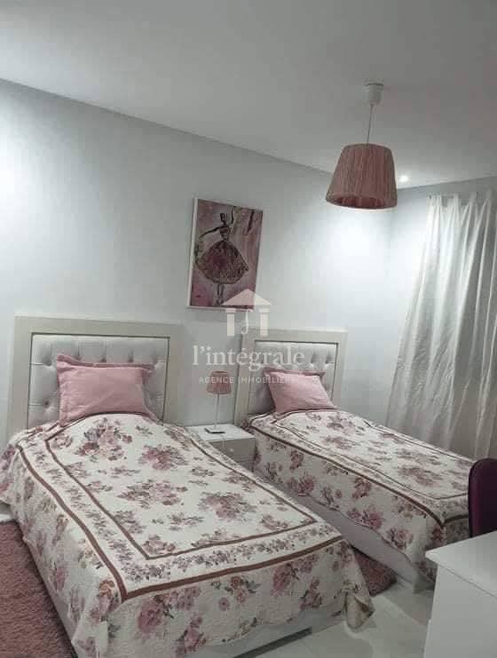 Ariana Ville&nbsp;Cite Ennasr 2&nbsp;Location&nbsp;Appart. 3 pi�ces&nbsp;S2 meubl� tr�s haut standing