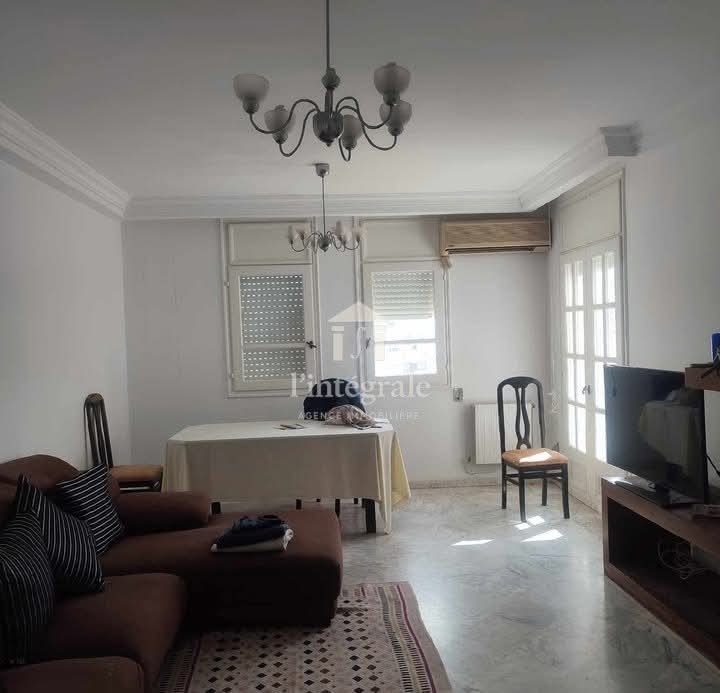 Ariana Ville&nbsp;Cite Ennasr 2&nbsp;Location&nbsp;Appart. 4 pi�ces&nbsp;S3 vide ou meubl�