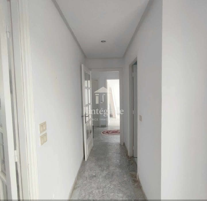 Ariana Ville&nbsp;Cite Ennasr 2&nbsp;Location&nbsp;Appart. 4 pi�ces&nbsp;S3 vide ou meubl�