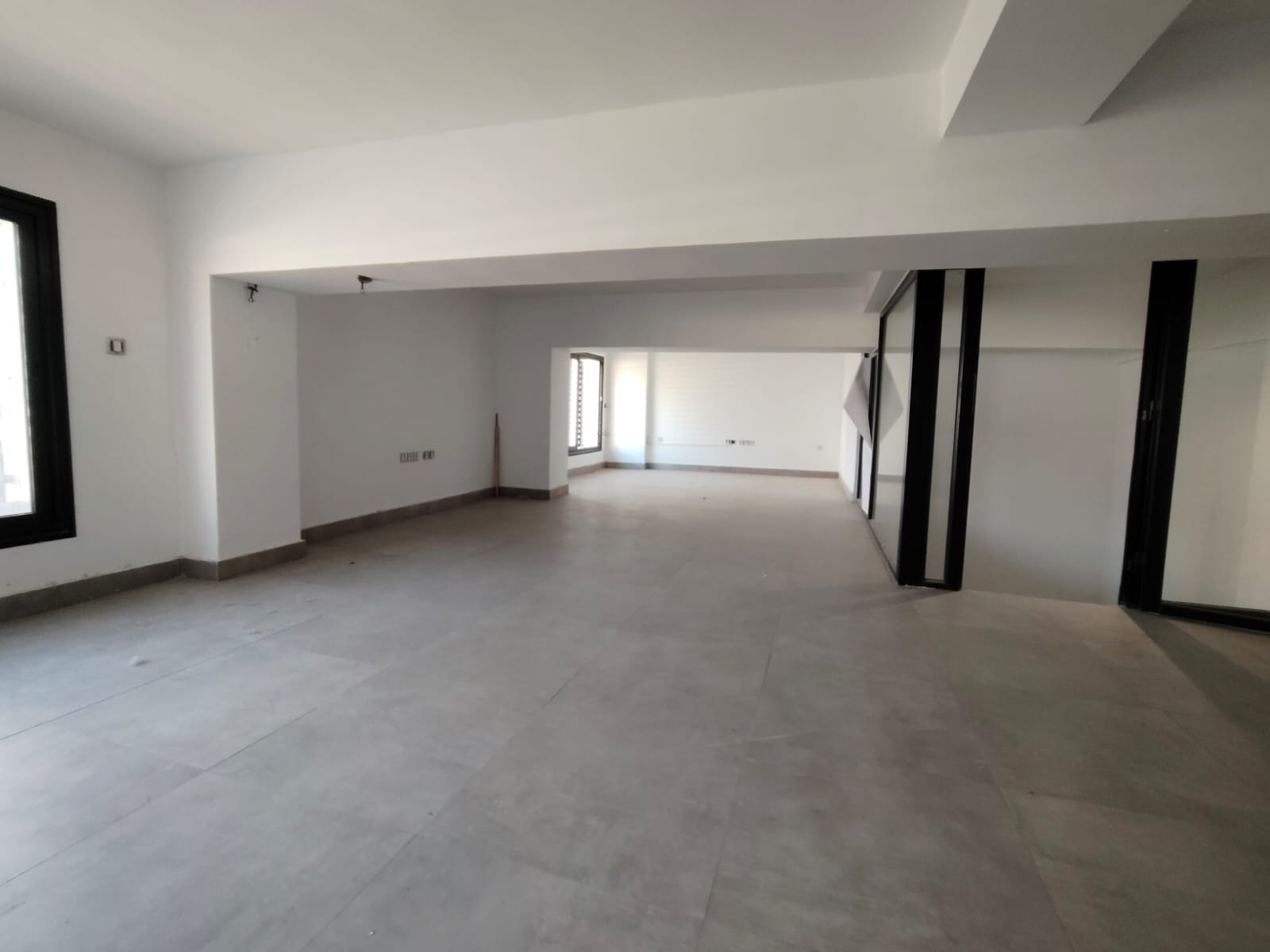 Bureaux & Commerces&nbsp;Surfaces