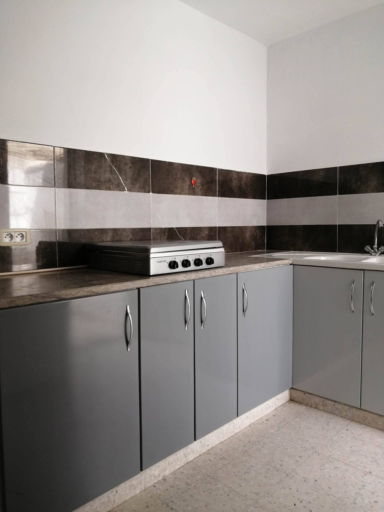 Hammam Chatt&nbsp;Borj Cedria&nbsp;Location&nbsp;Appart. 1 pi�ce&nbsp;S0 richement meuble