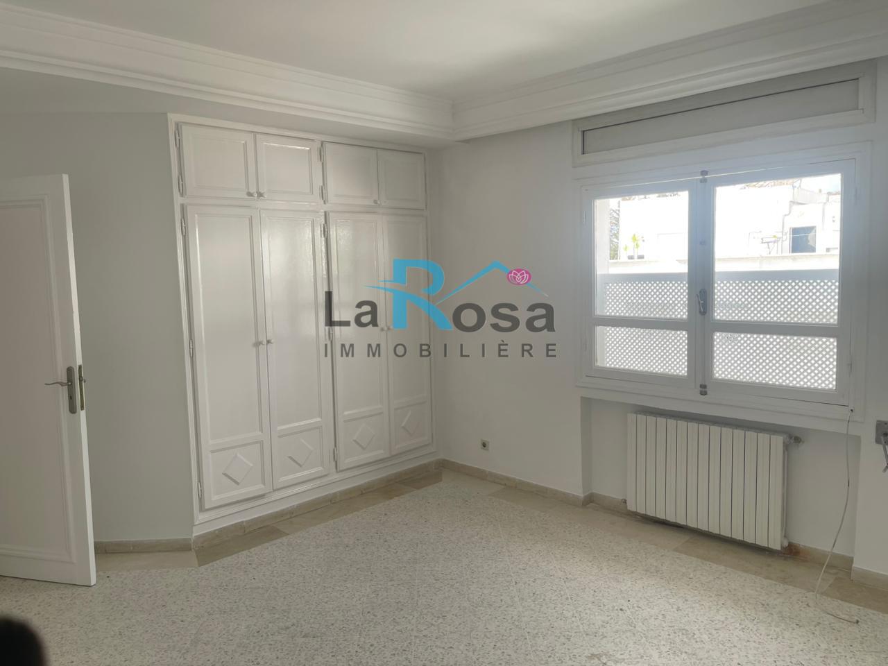 Mnihla&nbsp;Cite Ennasr&nbsp;Location&nbsp;Appart. 4 pi�ces&nbsp;Un spacieux appartement s3 sans vis � vis � ennasr