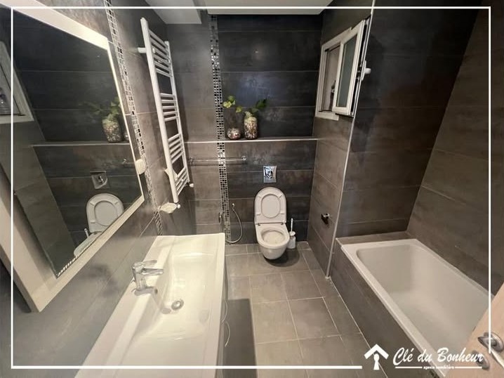 La Soukra&nbsp;La Soukra&nbsp;Location&nbsp;Appart. 3 pi�ces&nbsp;Superbe appartement s3 � la soukra