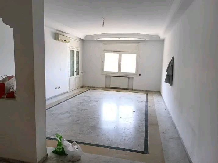 Mnihla&nbsp;Jardins d'el Menzah&nbsp;Location&nbsp;Appart. 4 pi�ces&nbsp;Un appart s 3 jardin d'el menzah 2