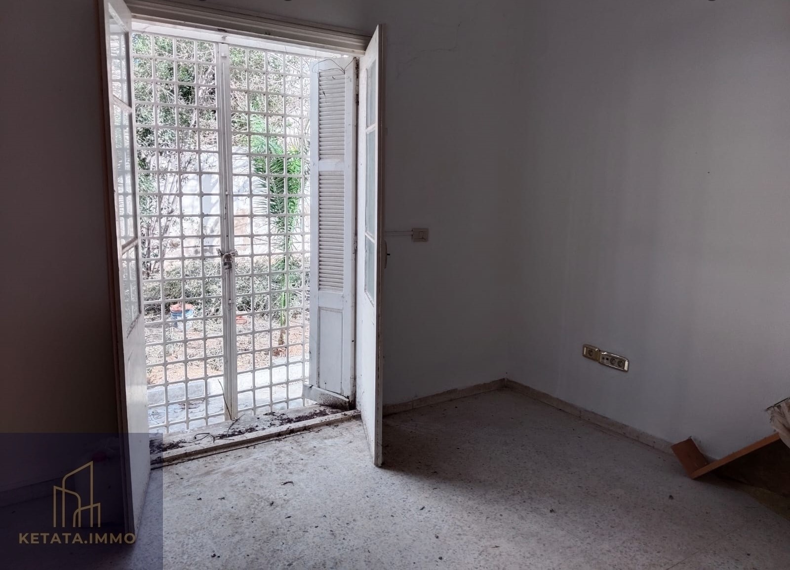 Ariana Ville&nbsp;Cite Ennouzha&nbsp;Vente&nbsp;Maisons&nbsp;Cite ennozha vnt villa