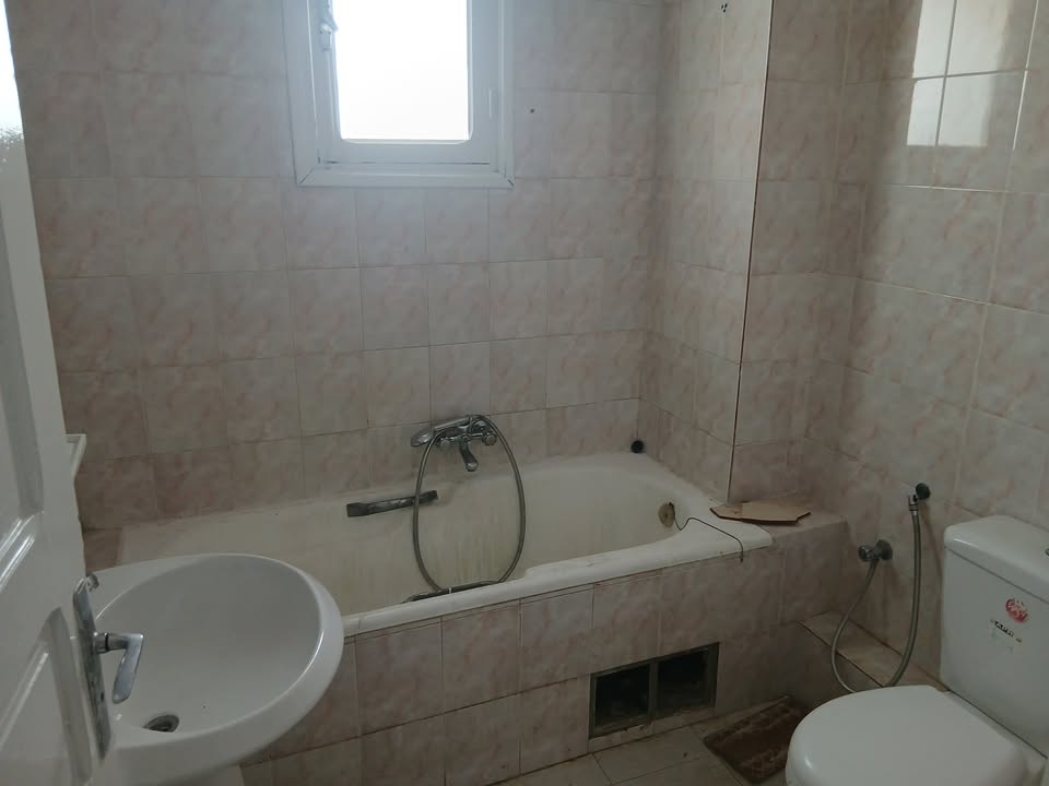 El Mourouj&nbsp;El Mourouj&nbsp;Location&nbsp;Appart. 3 pi�ces&nbsp;App chalkh mohamed