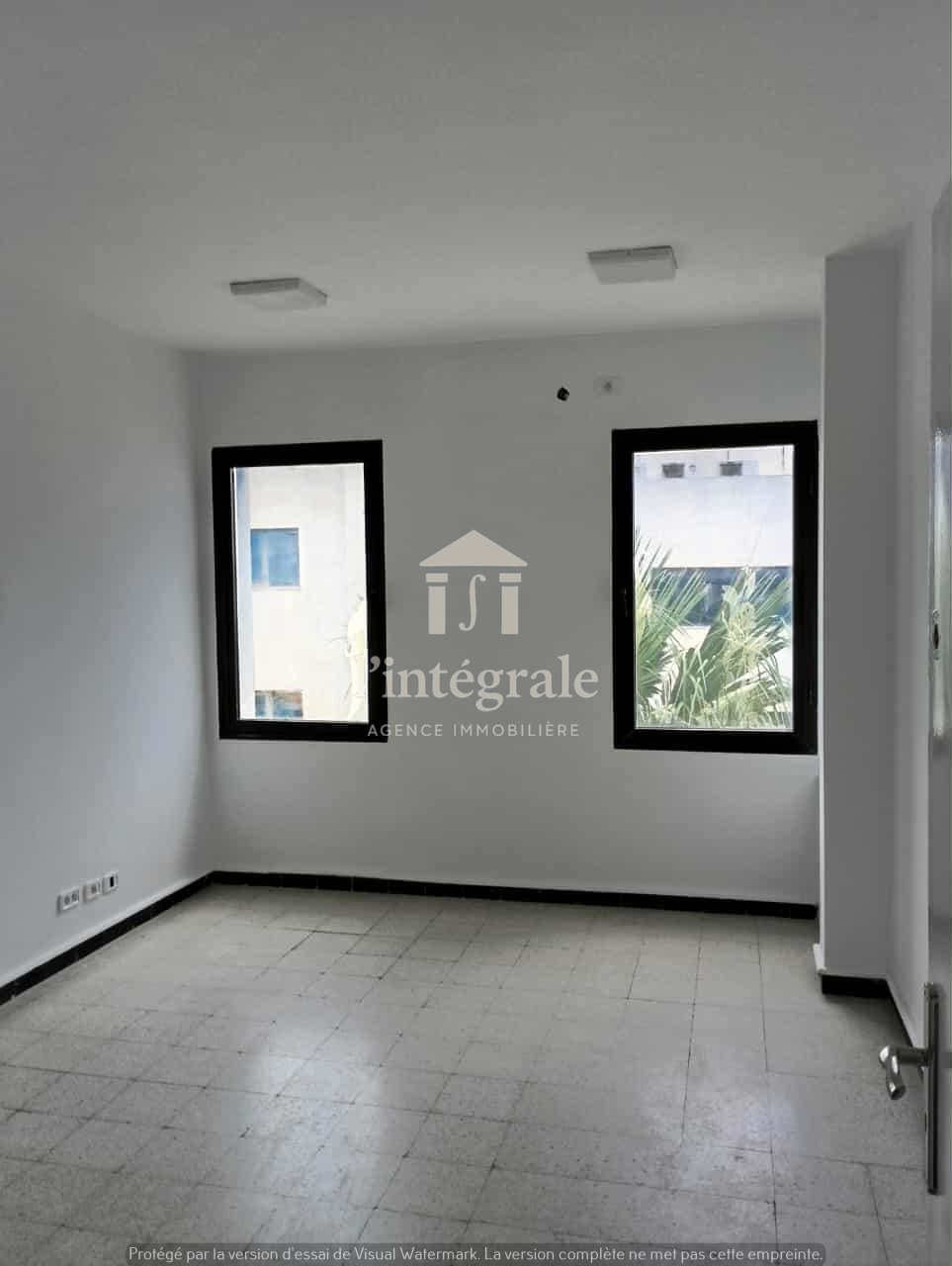 Bab Bhar&nbsp;Montplaisir&nbsp;Bureaux & Commerces&nbsp;Bureau&nbsp;Grand bureau de 7 pi�ces