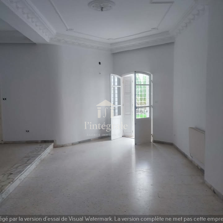 El Menzah&nbsp;El Menzah 9&nbsp;Location&nbsp;Maisons&nbsp;S4 r�ez de chauss�e avec jardin