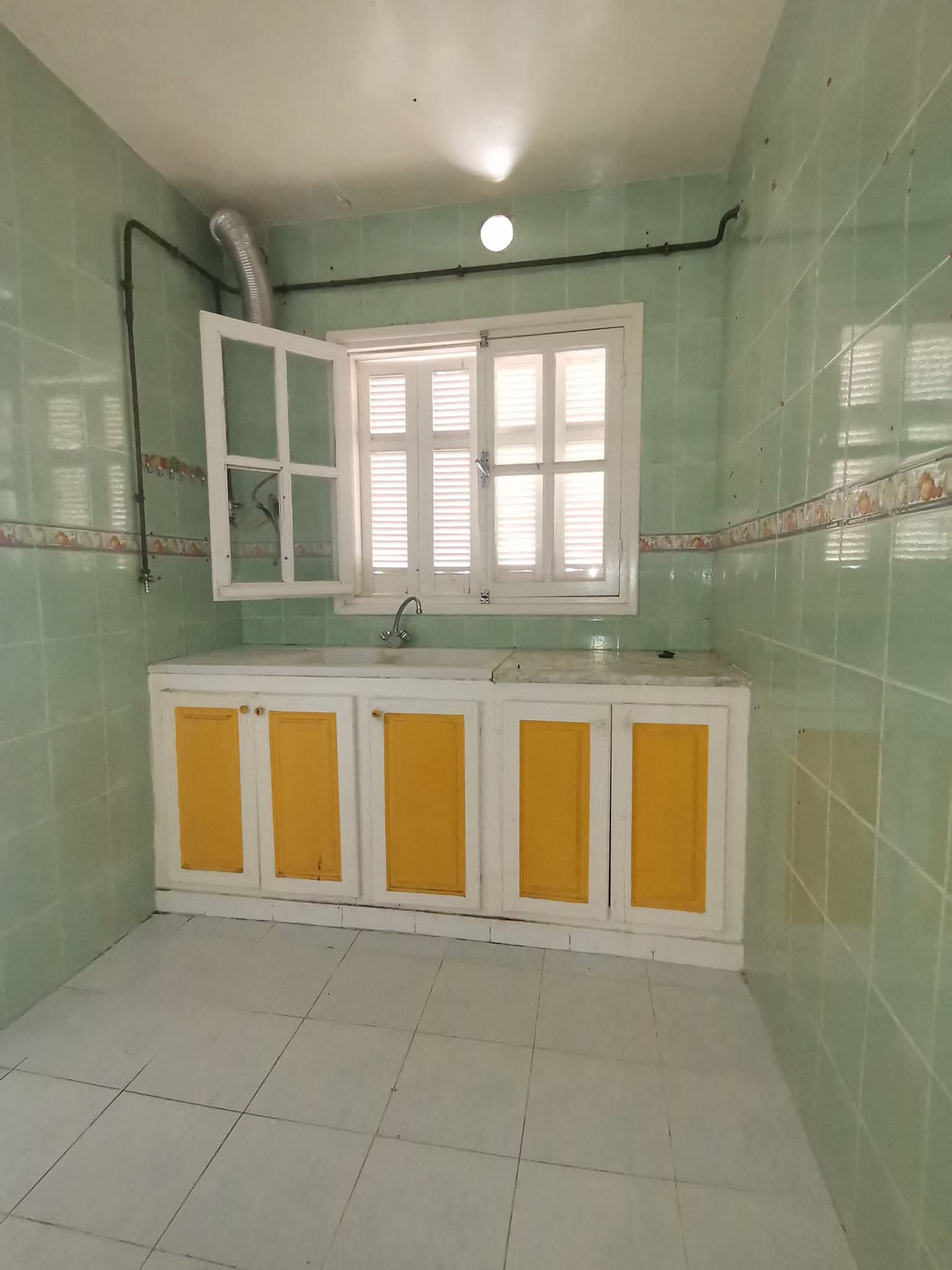 Hammam Lif&nbsp;Hammam Lif&nbsp;Location&nbsp;Appart. 3 pi�ces&nbsp;Appartement s2 centre ville hammam lif
