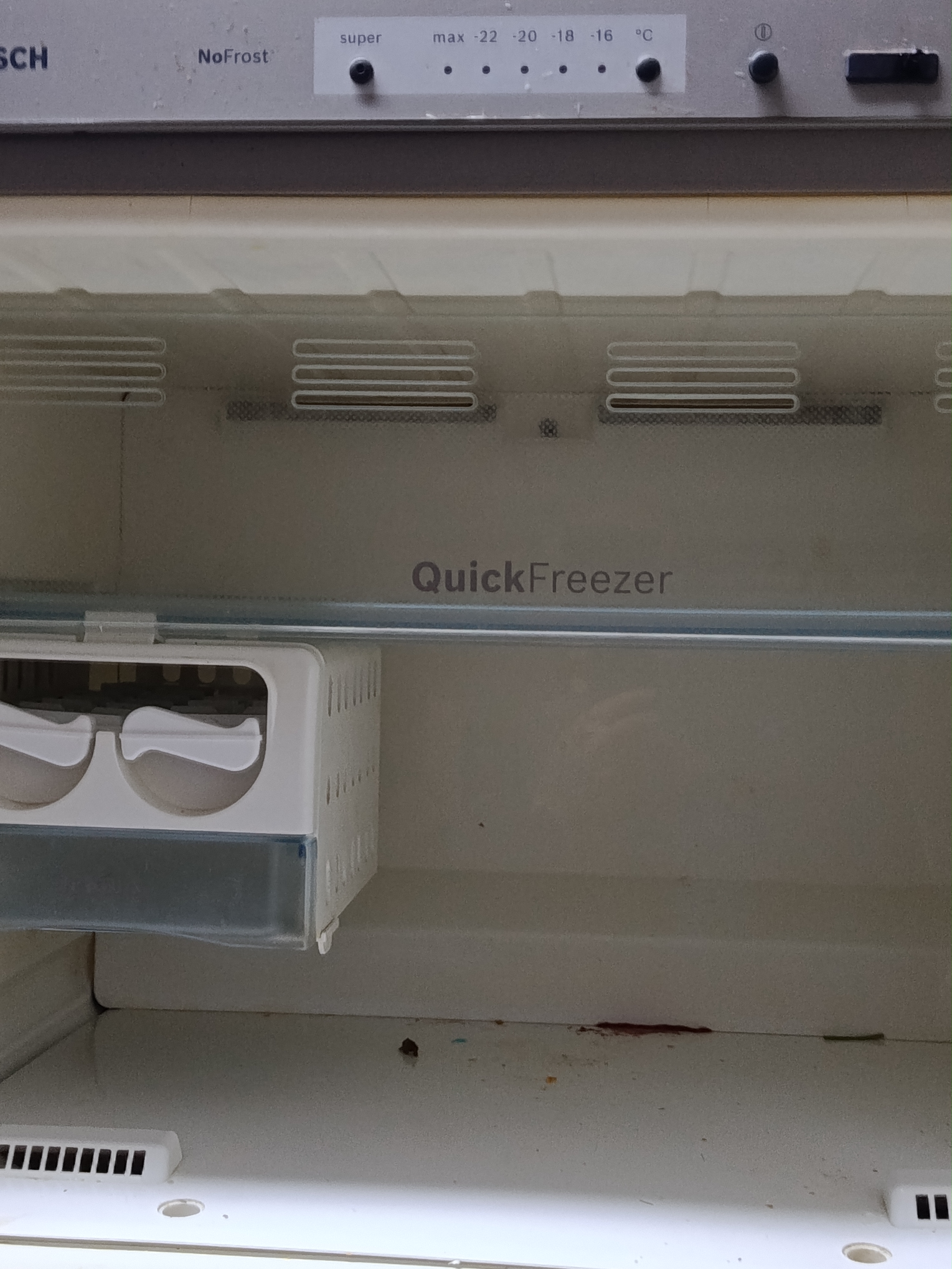 La Soukra&nbsp;La Soukra&nbsp;R�frig�rateur 2 portes&nbsp;Autre&nbsp;Bonne occasion