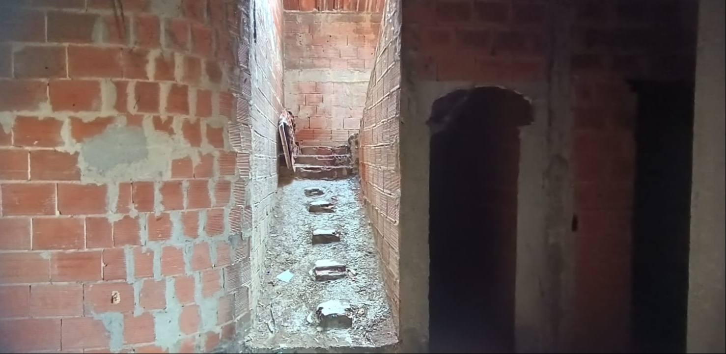 Mnihla&nbsp;Jardins d'el Menzah&nbsp;Vente&nbsp;Maisons&nbsp;Villa inachev�e au jardins d'el menzah 2