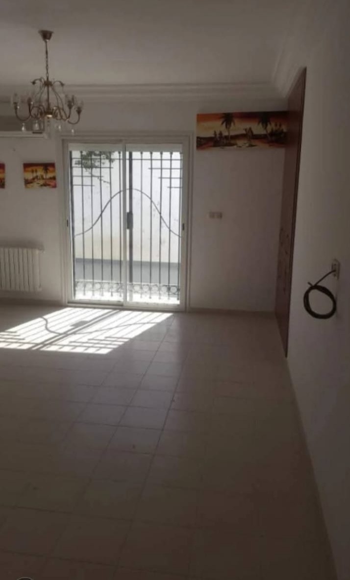 Ariana Ville&nbsp;Ariana&nbsp;Location&nbsp;Maisons&nbsp;Etage s2 cit� ghazela