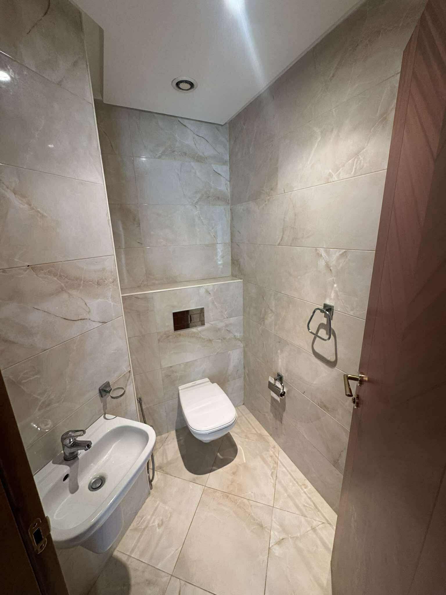 El Menzah&nbsp;El Menzah 9&nbsp;Location&nbsp;Appart. 3 pi�ces&nbsp;S2 1300 dinars menzah 9c