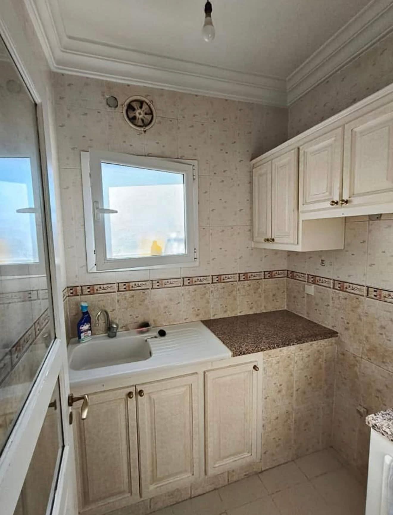 Ariana Ville&nbsp;Riadh Landlous&nbsp;Location&nbsp;Appart. 2 pi�ces&nbsp;S1 950 dinars riadh el andalous